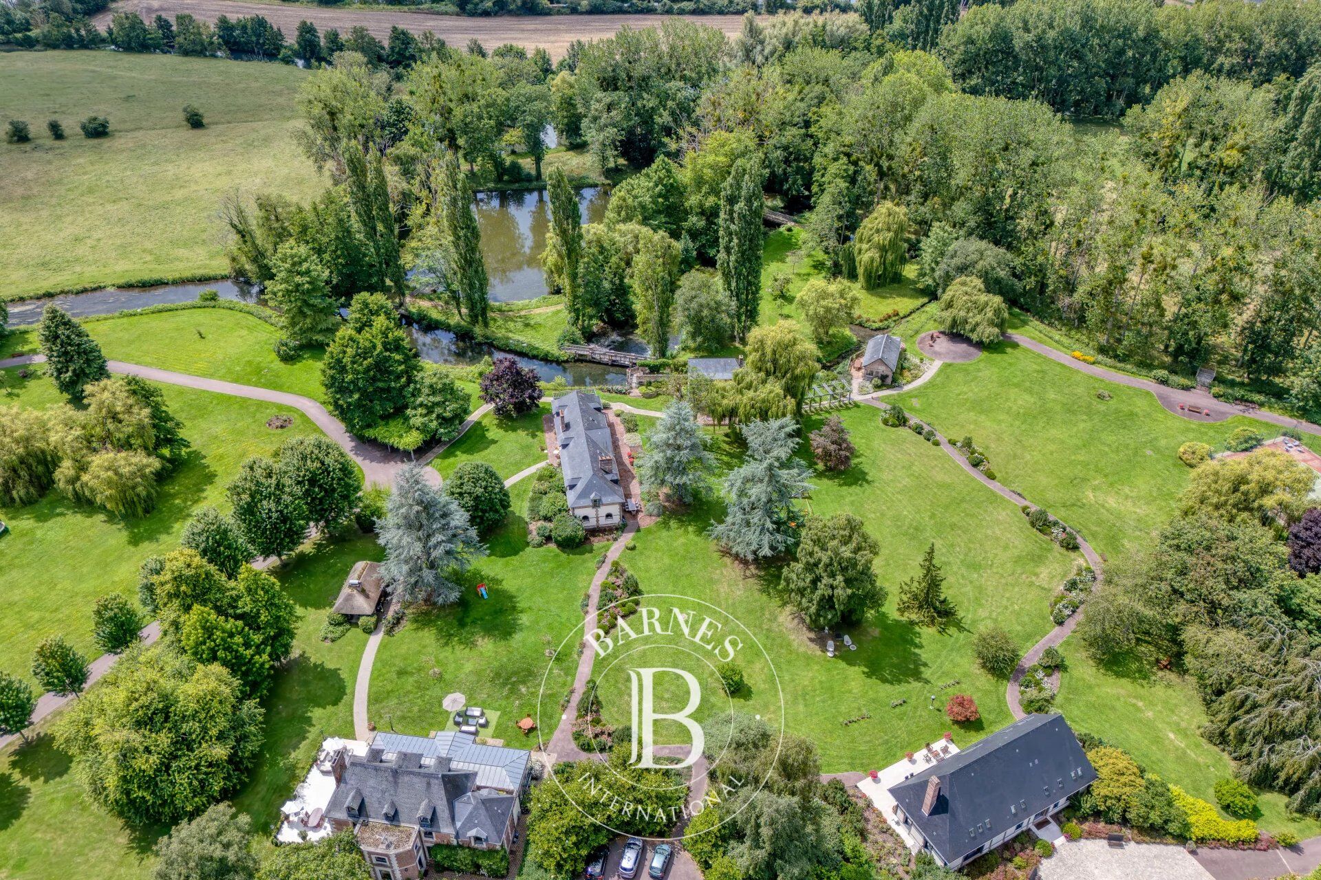 Pont Audemer - Exceptional property set on 11 hectares (27 acres) of grounds - indoor swimming pool - tennis court - miniature golf - ponds - picture 1