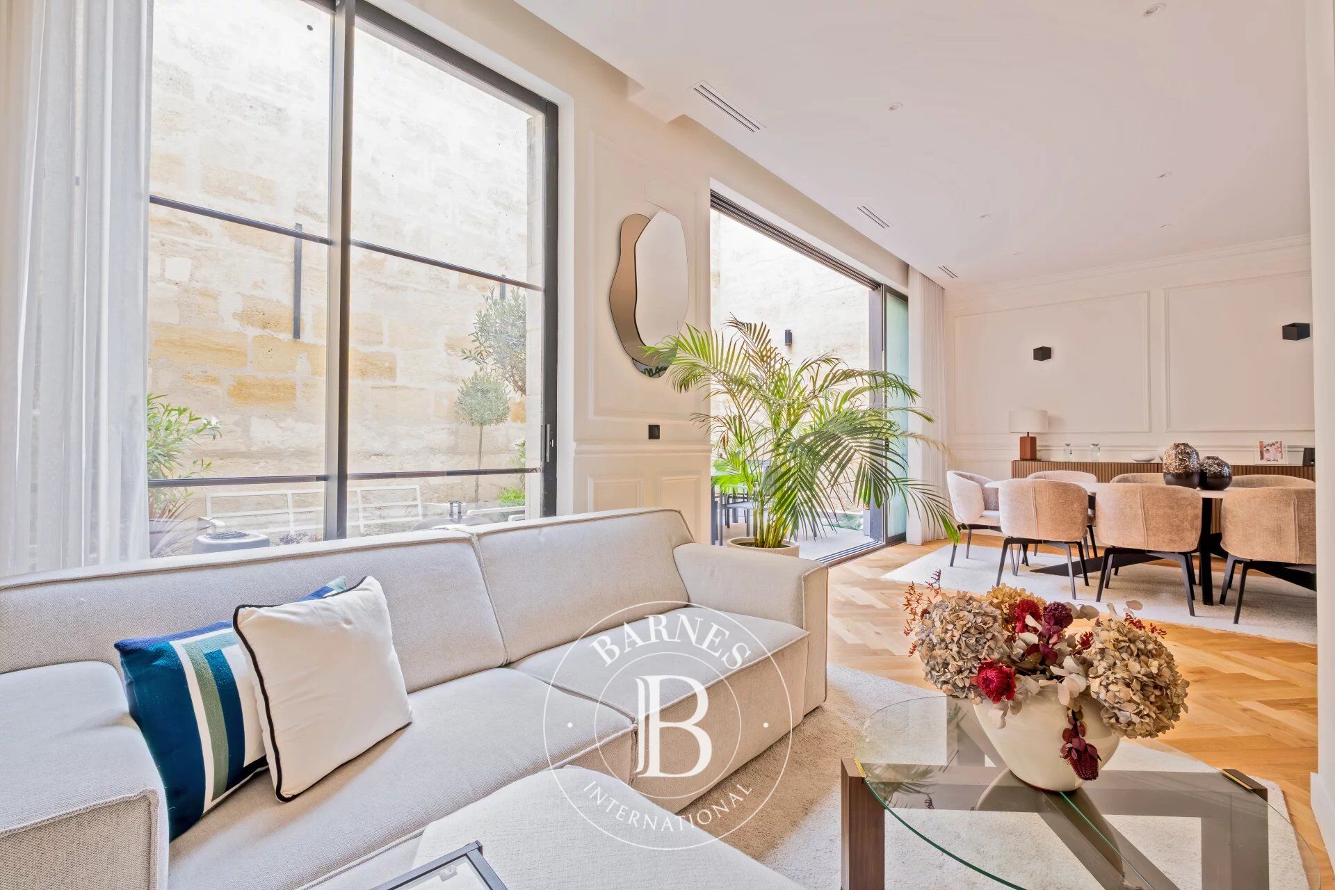 Casa Bordeaux - picture 1