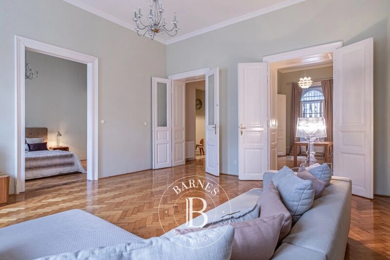 Venta, Piso Budapest VI. kerülete - picture 1