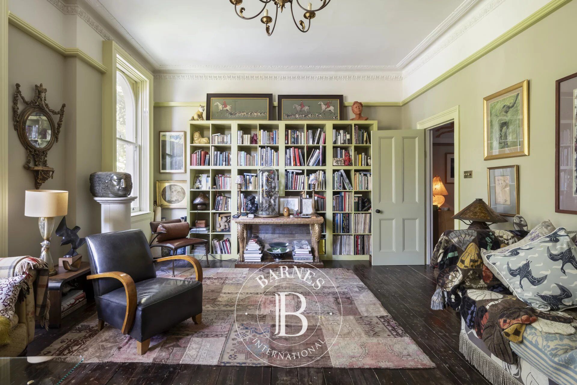 Ev London - picture 4