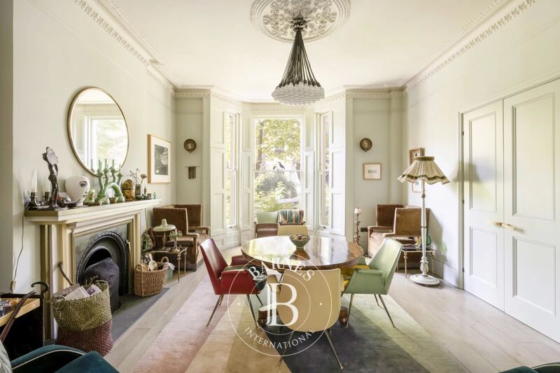 Venta, Casa London - picture 1