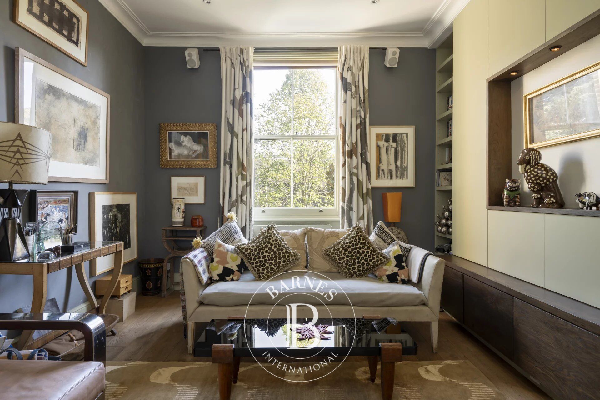 Ev London - picture 8