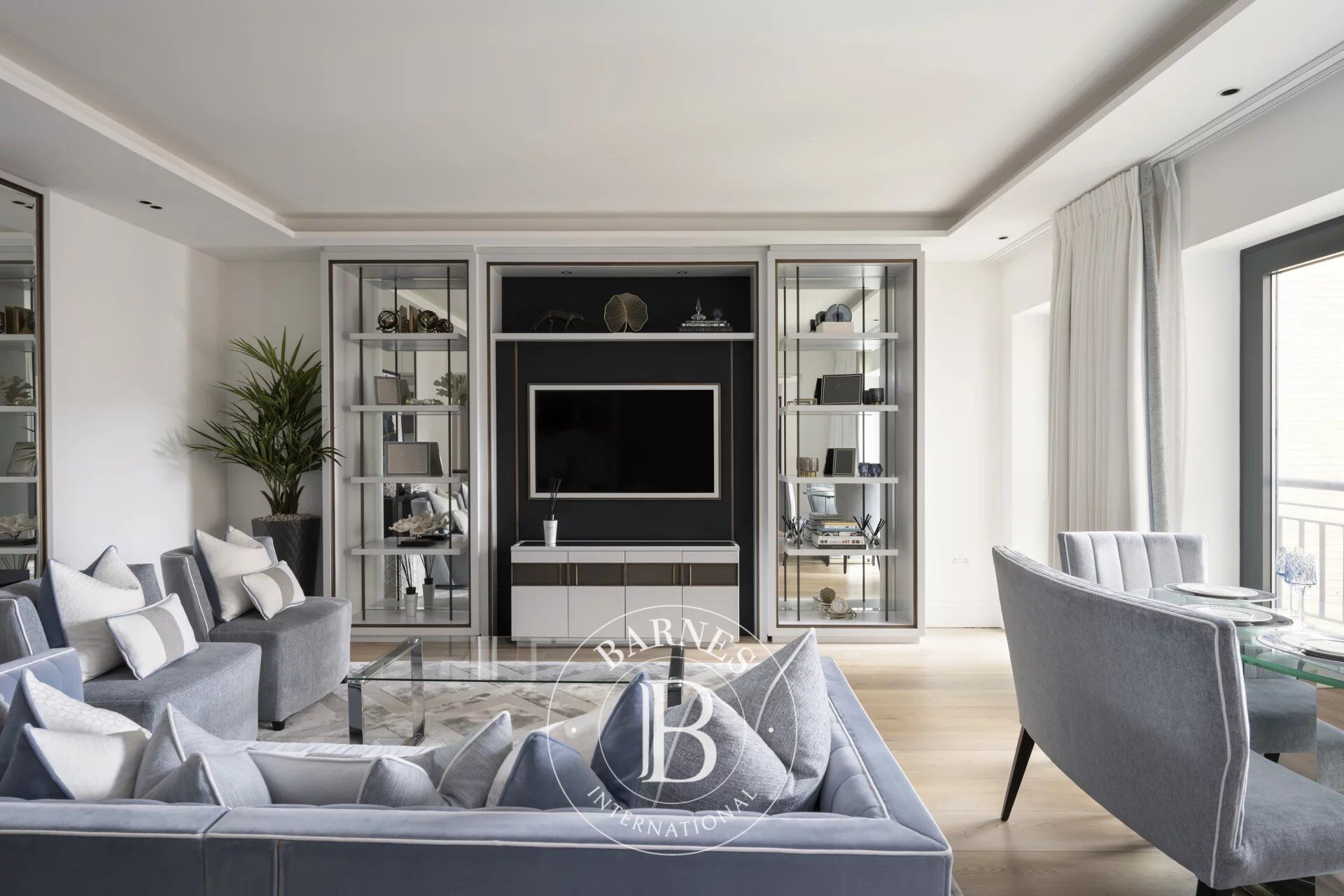 Piso London - picture 1