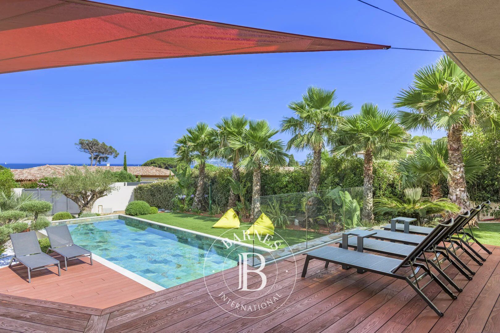 Villa Sainte-Maxime - picture 2