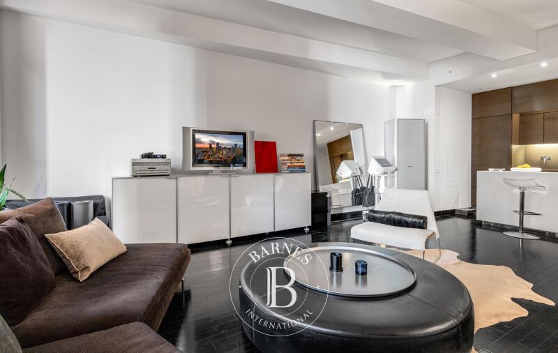 For Sale, Apartment New York - picture 2