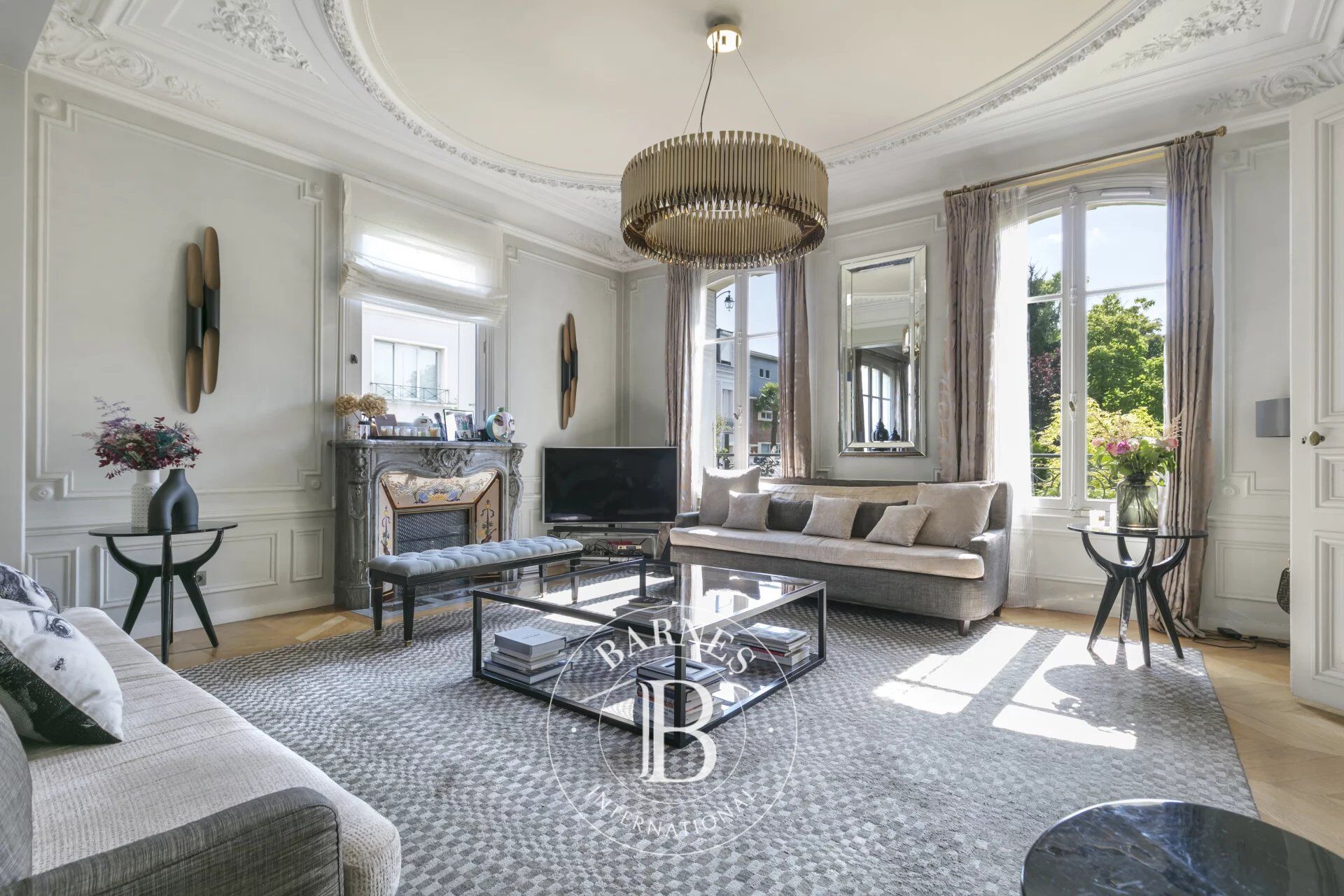 Hôtel particulier entièrement rénové - Rénovation de qualité - Jardin - picture 1