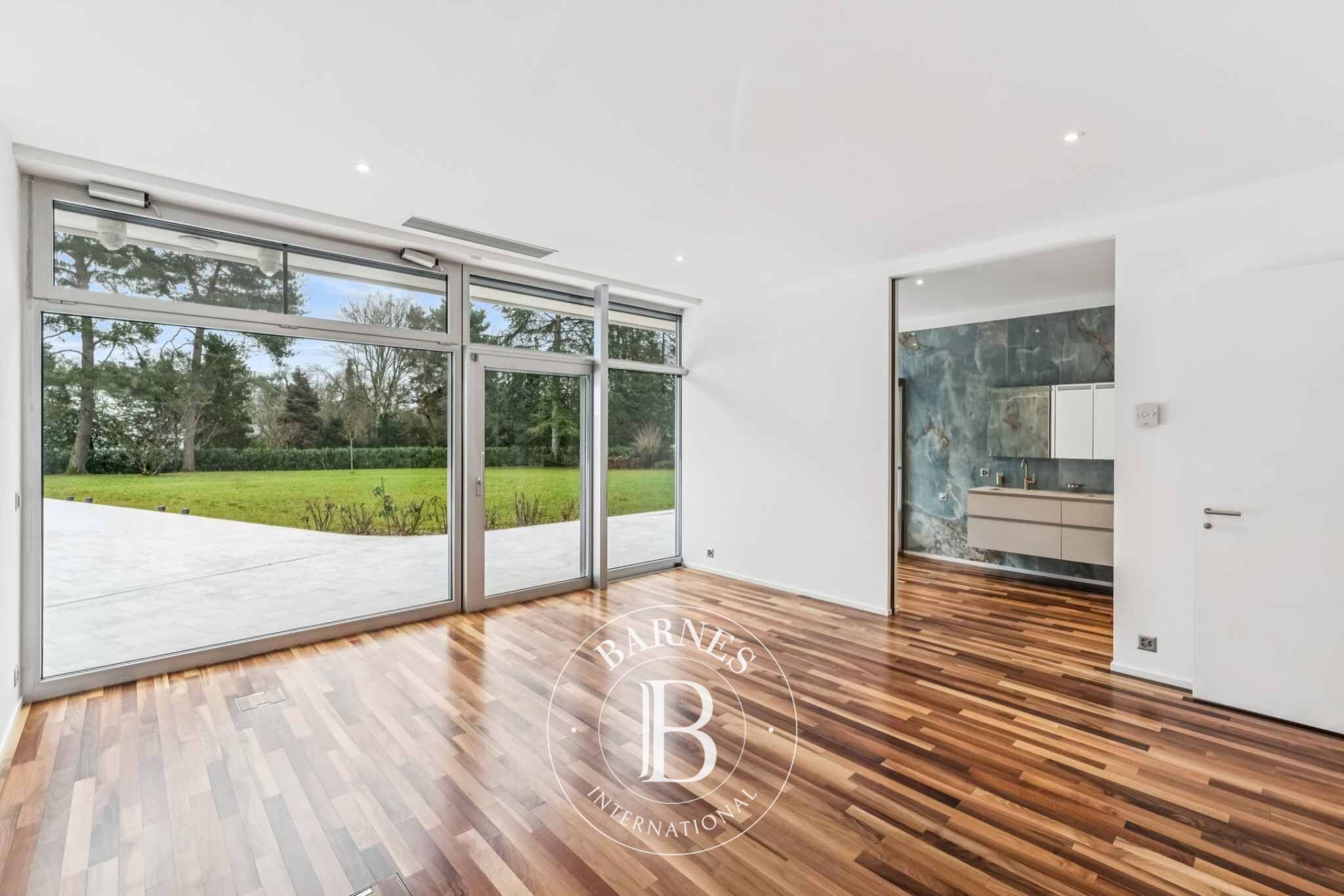 Venta, Villa Chêne-Bougeries - picture 10