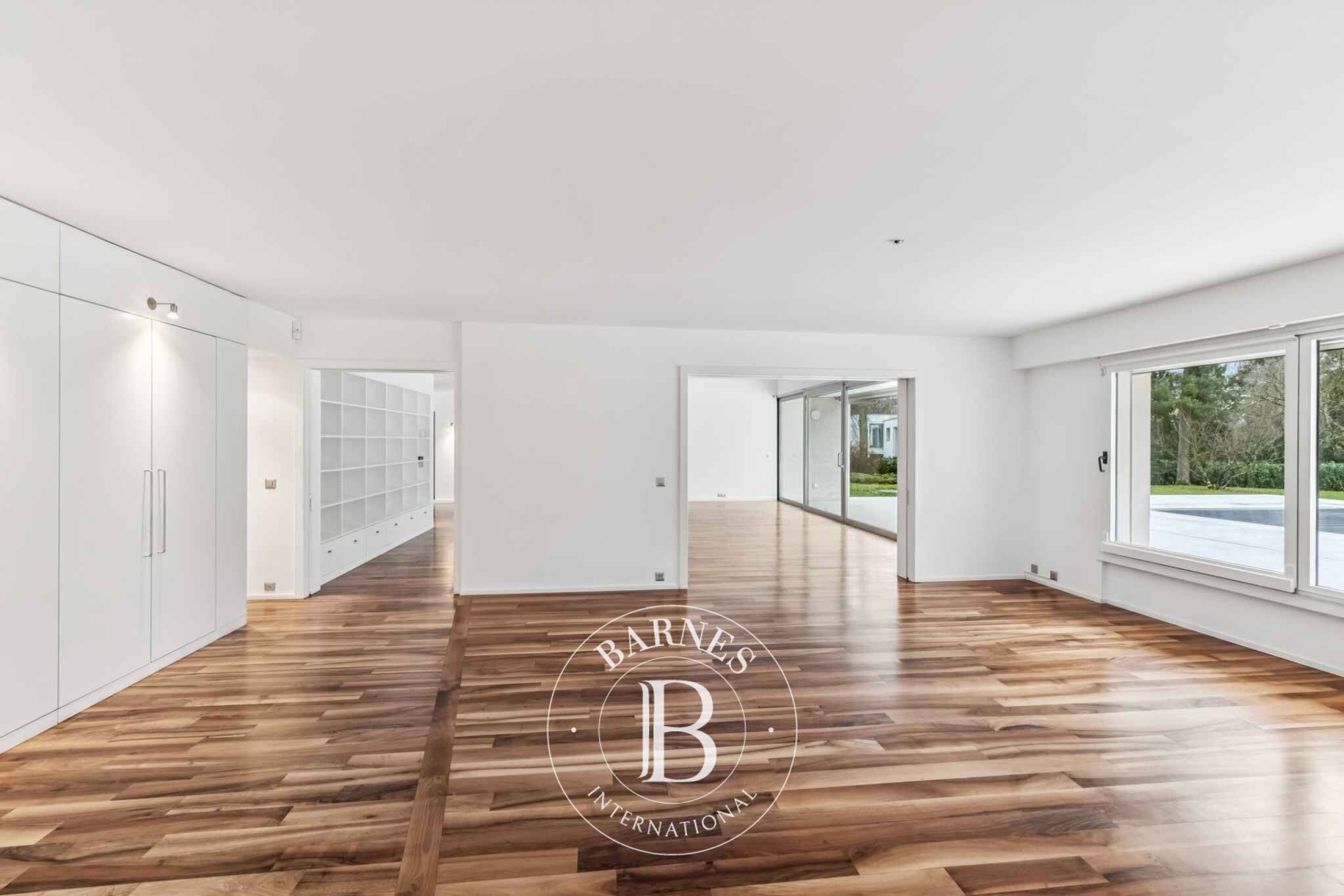 Venta, Villa Chêne-Bougeries - picture 7