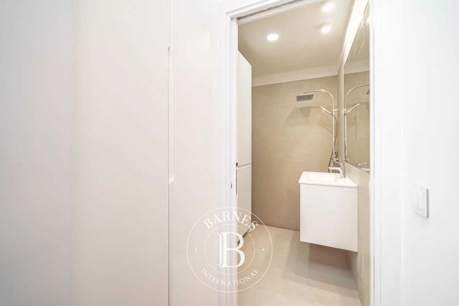 Daire Madrid - picture 26