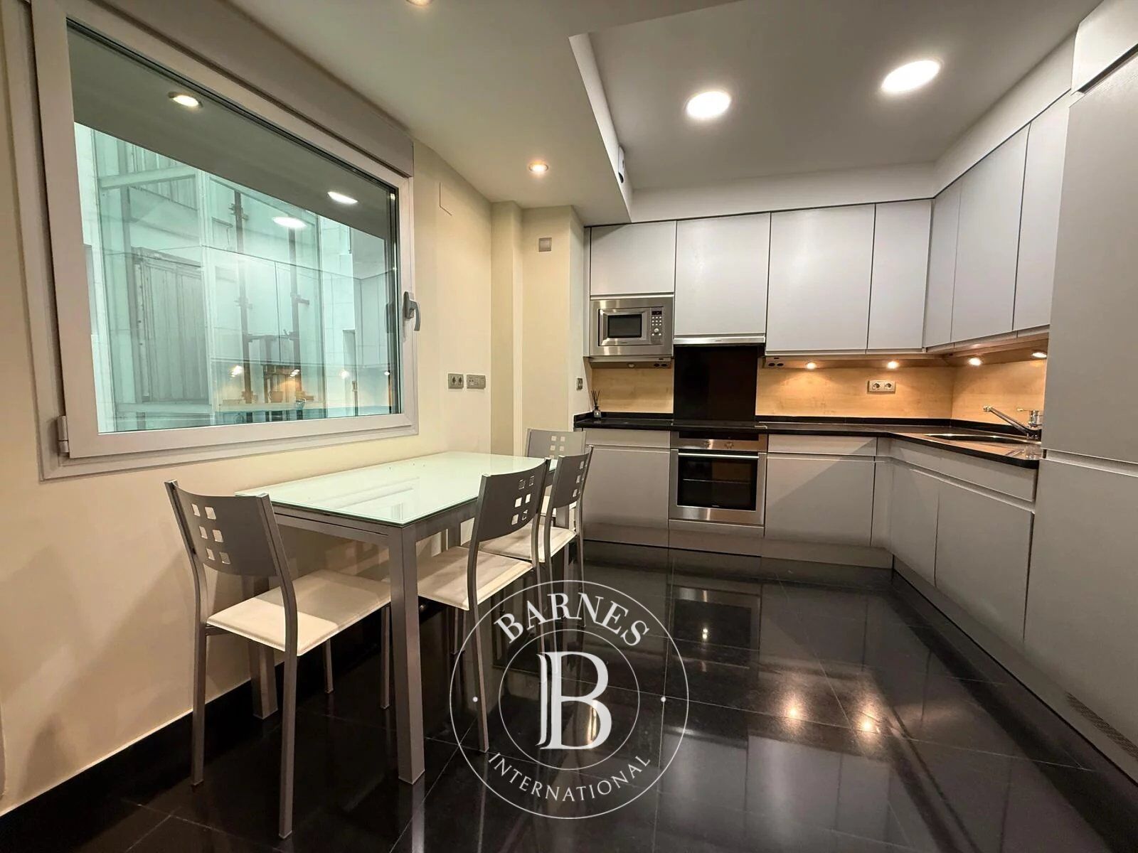 Daire Madrid - picture 4