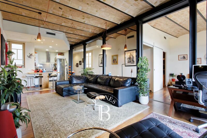 Penthouse d’Exception avec Vue Panoramique sur le Port de Barcelone