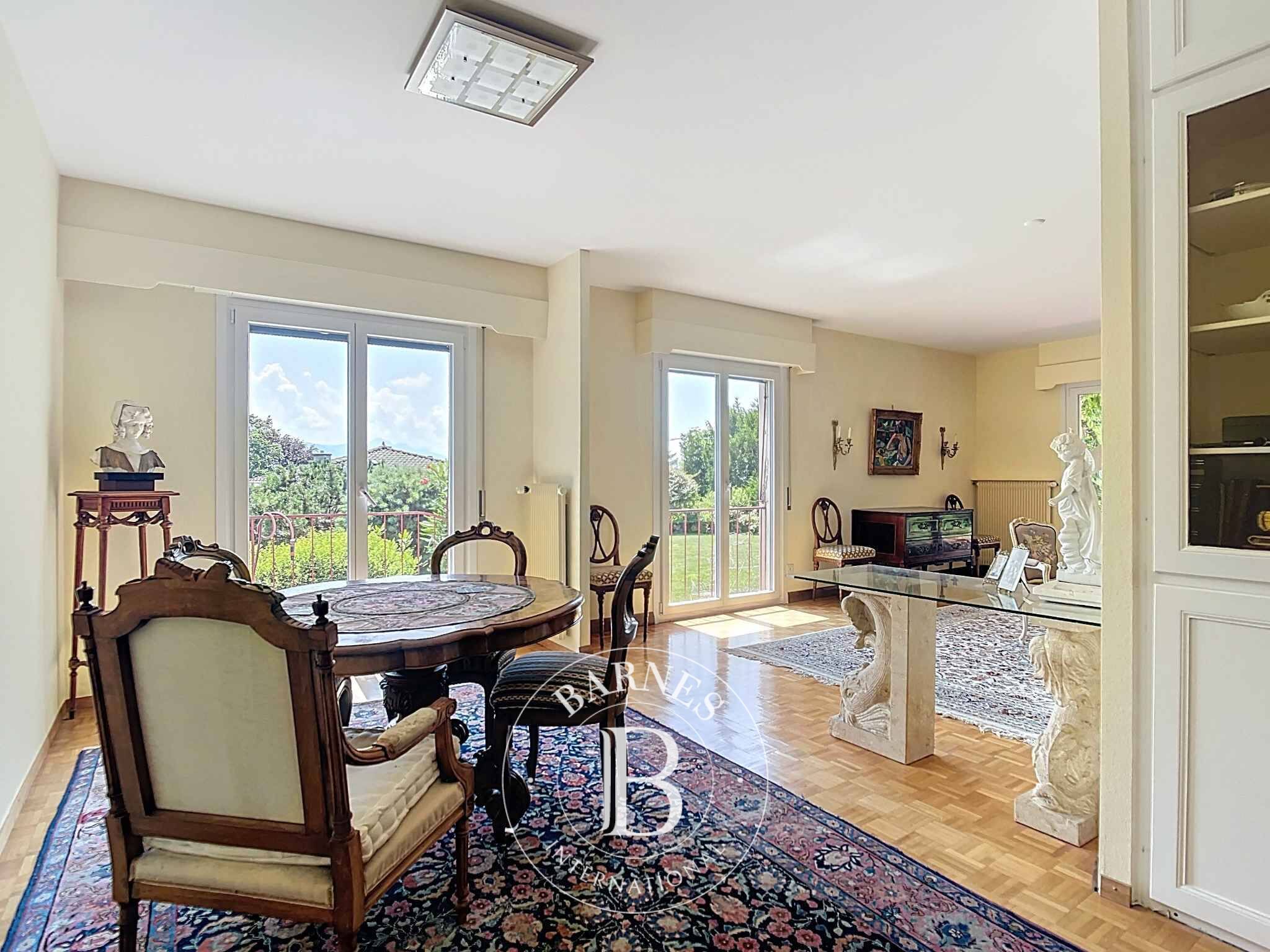 Villa Pully - picture 2