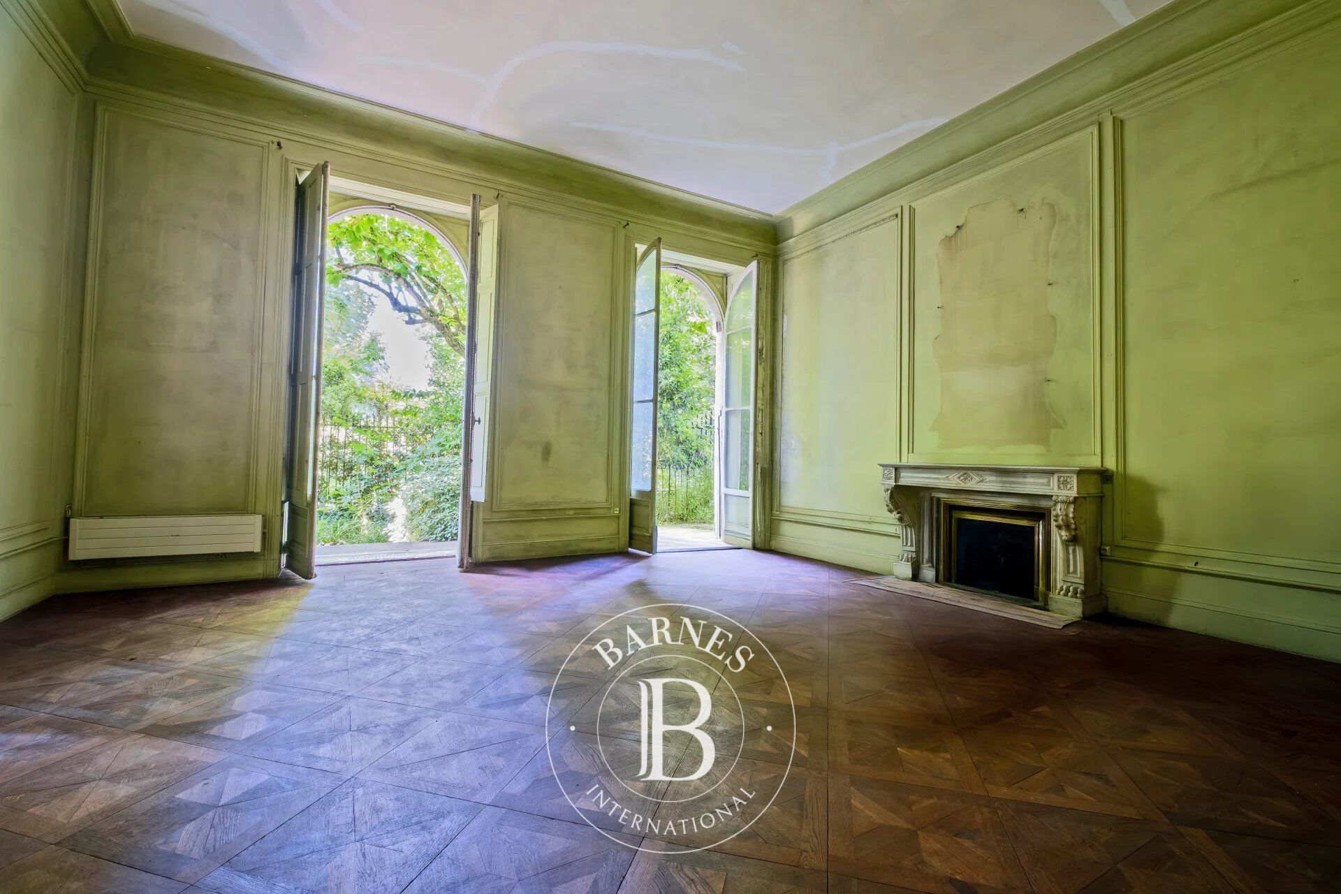 Exclusivité Bordeaux Jardin Public - Appartement duplex 300 m² à rénover - Jardin 90 m² - Caves - picture 3