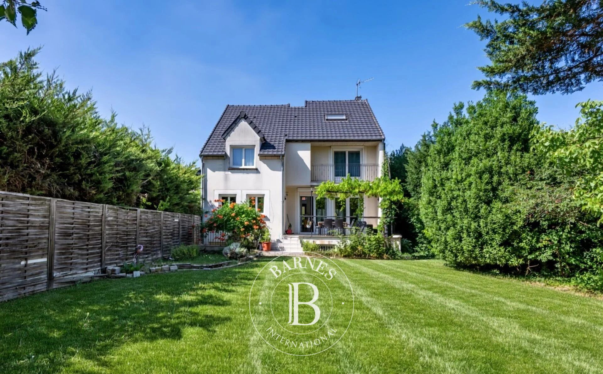 House Fontenay-sous-Bois - picture 1