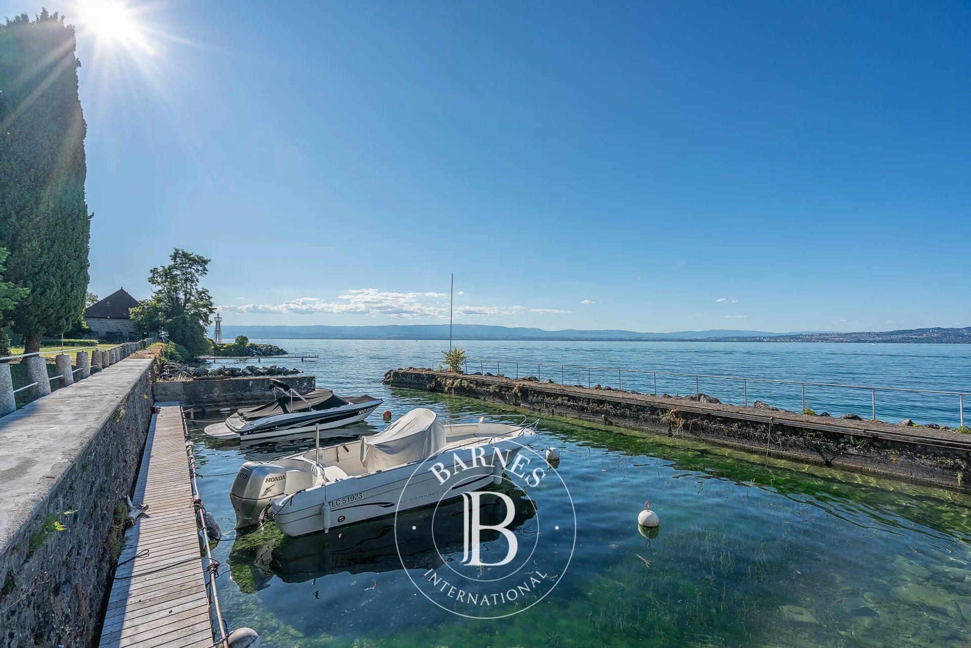 Daire Lugrin - picture 15