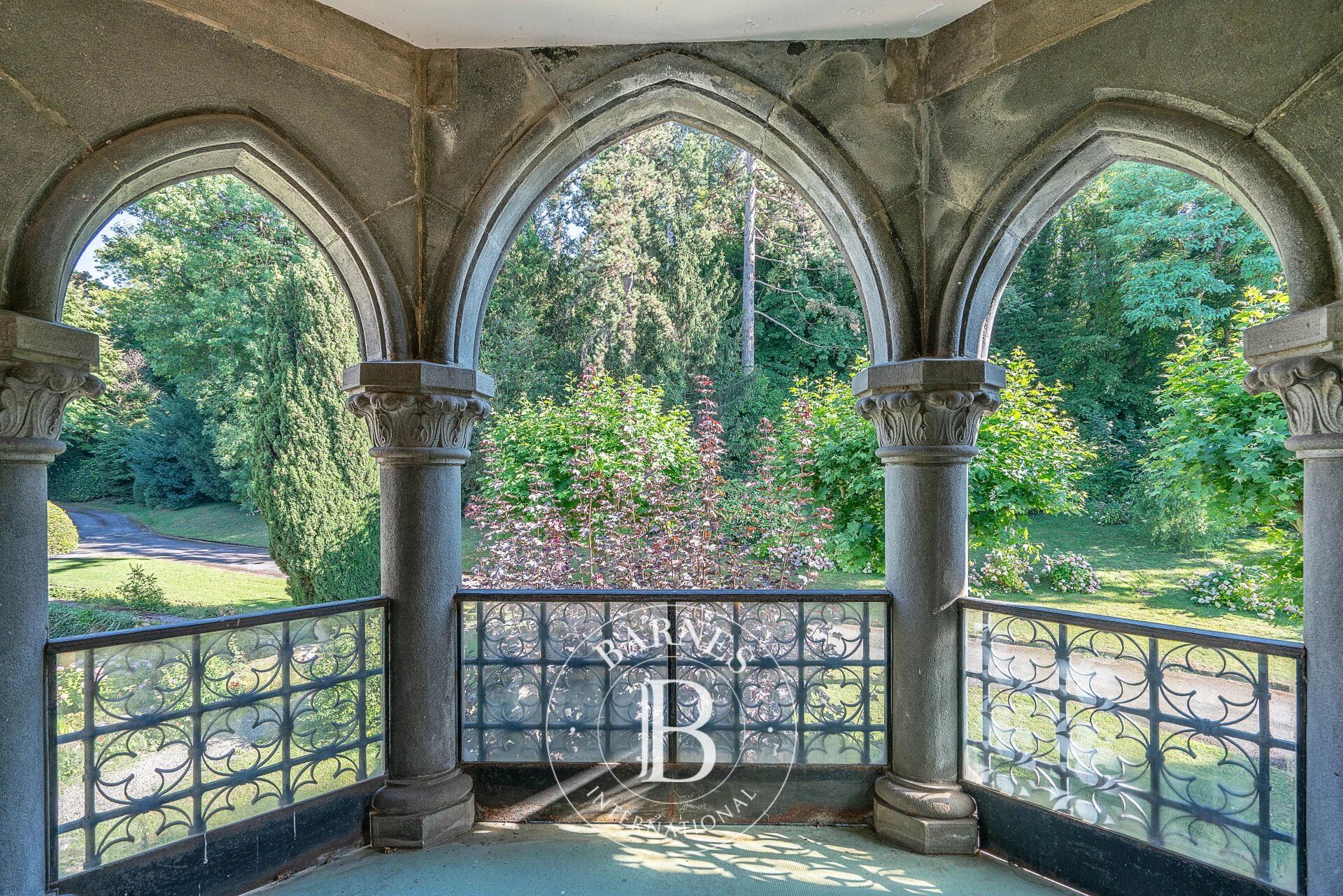 Daire Lugrin - picture 19