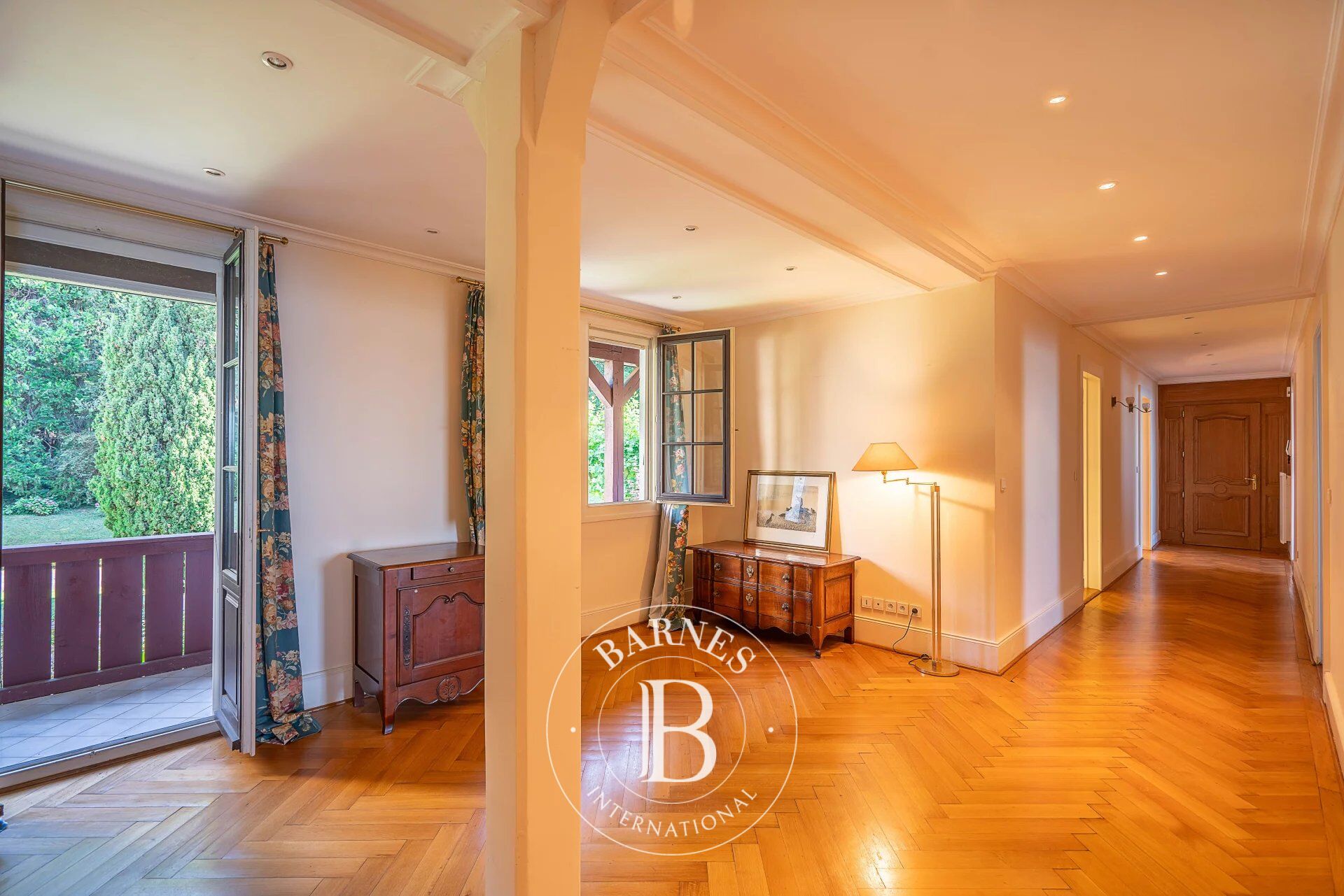 Daire Lugrin - picture 20