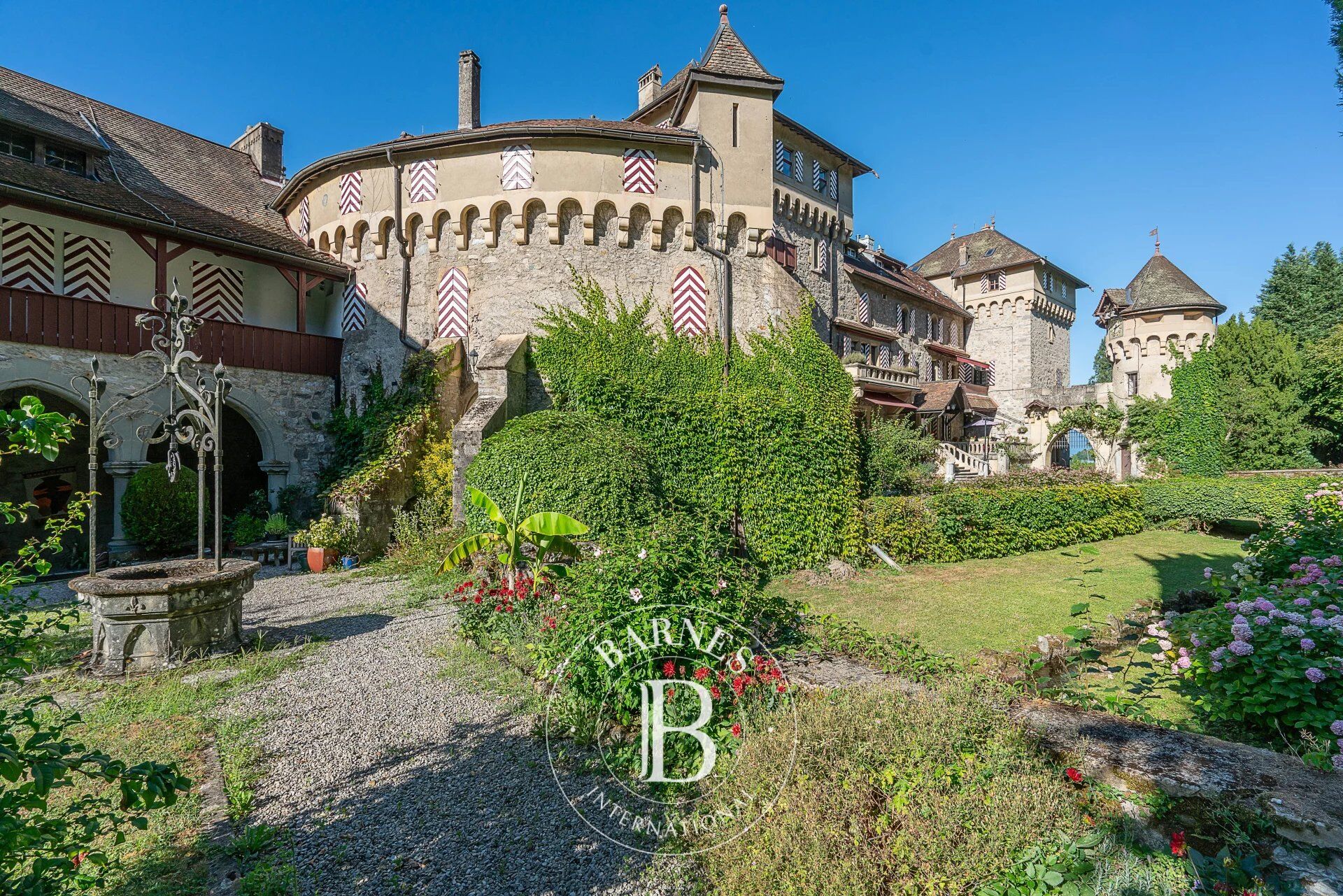 Daire Lugrin - picture 13