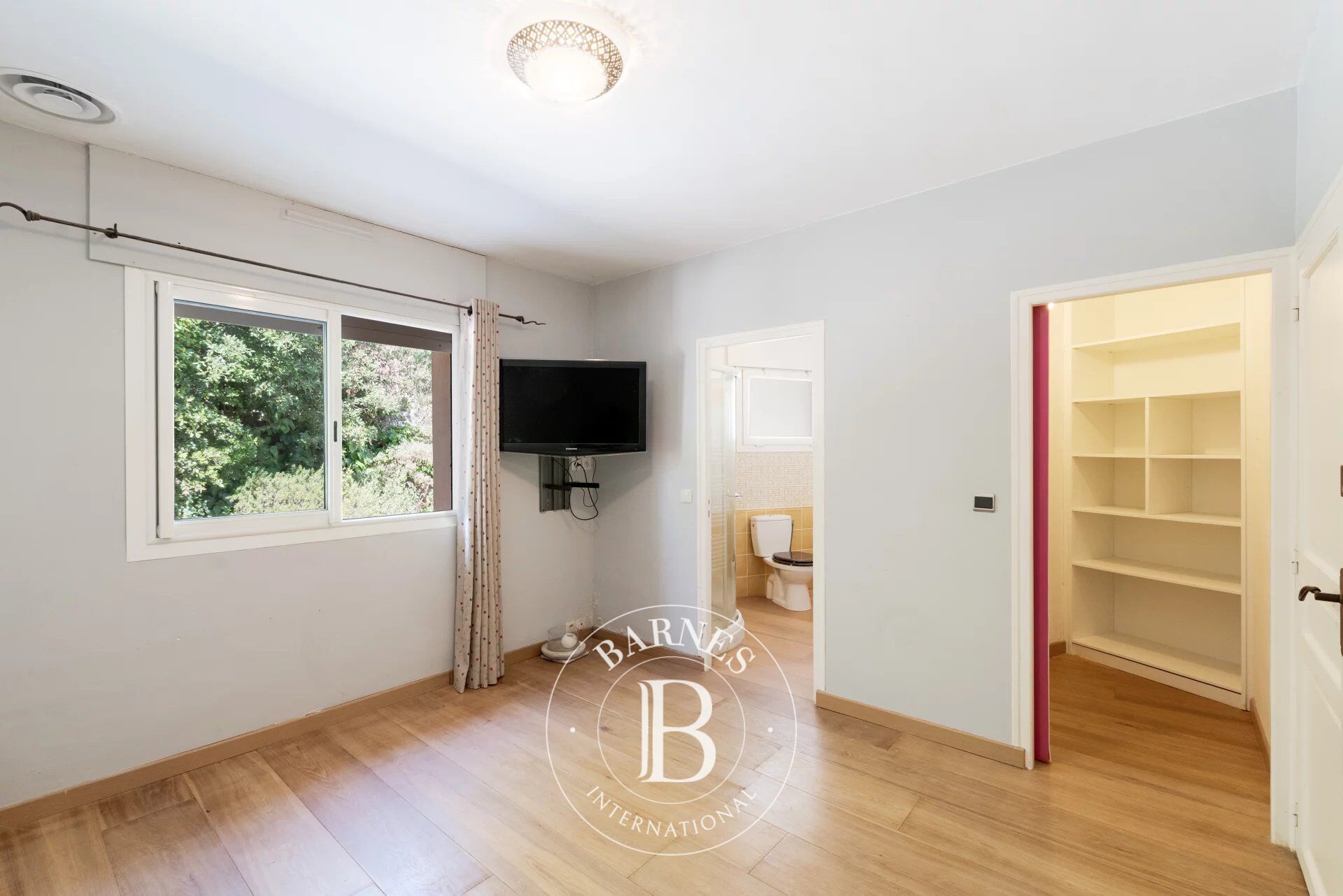 Villa Roquefort-les-Pins - picture 9