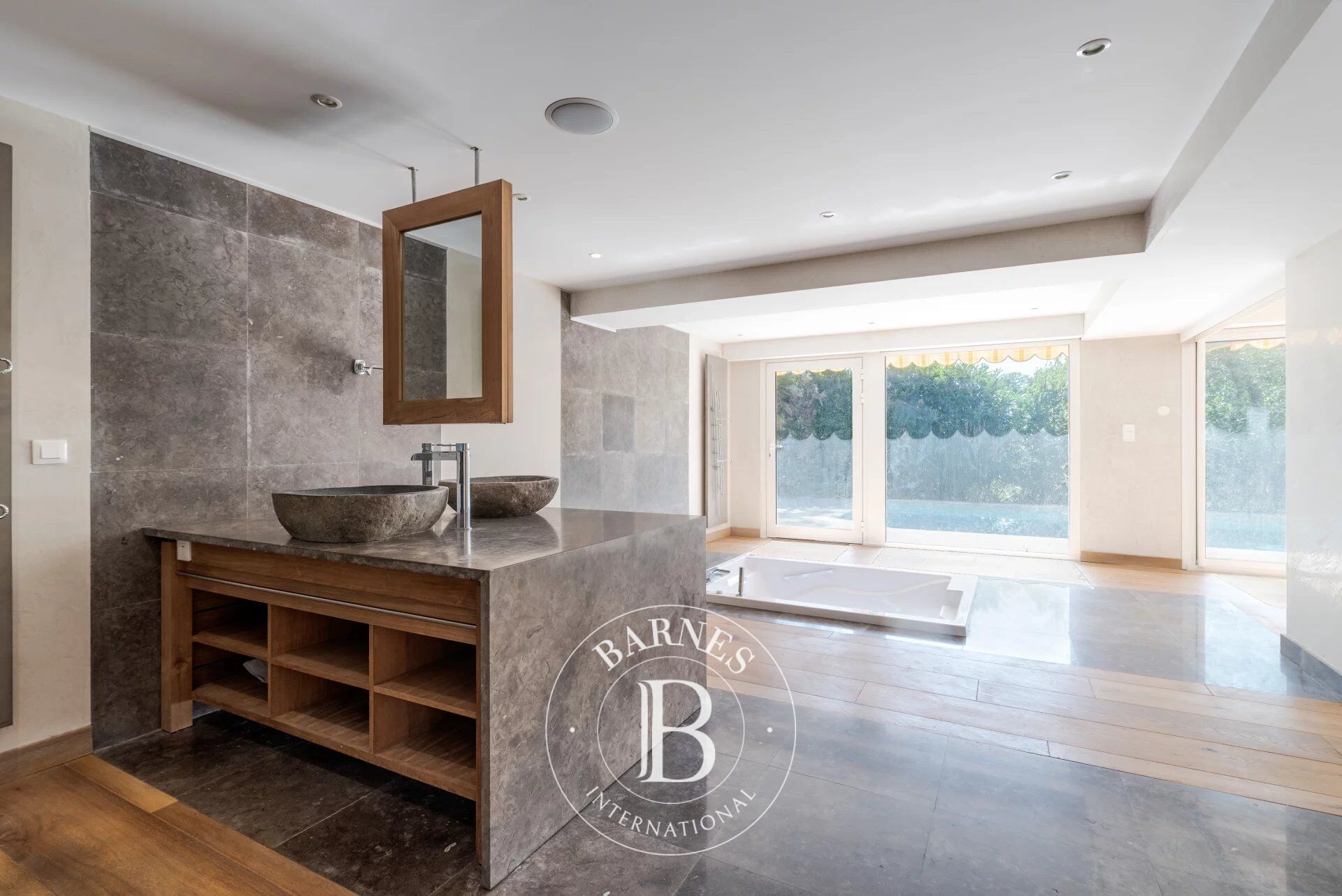 Villa Roquefort-les-Pins - picture 16