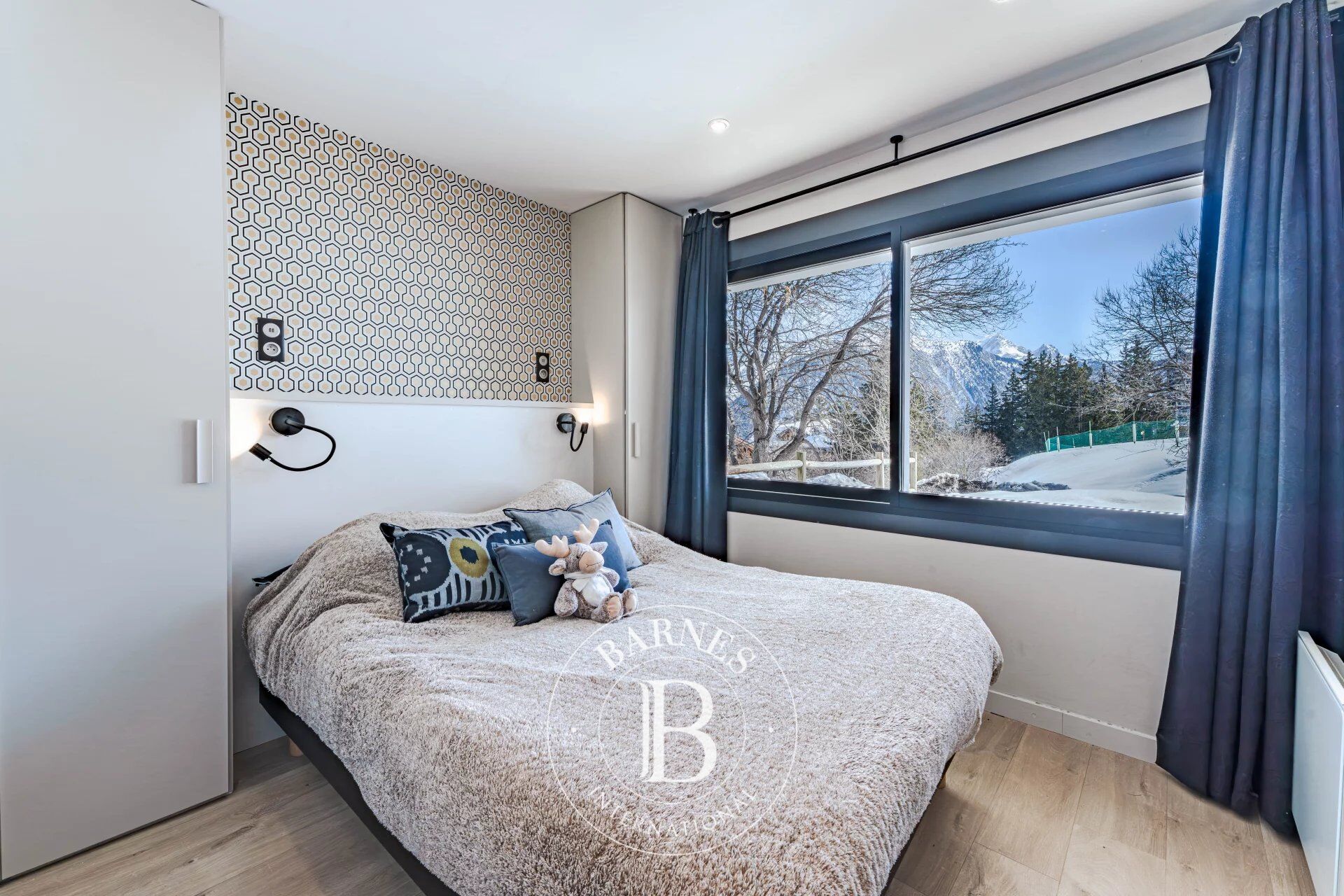 2-bedroom flat for sale in Courchevel 1850 - picture 3