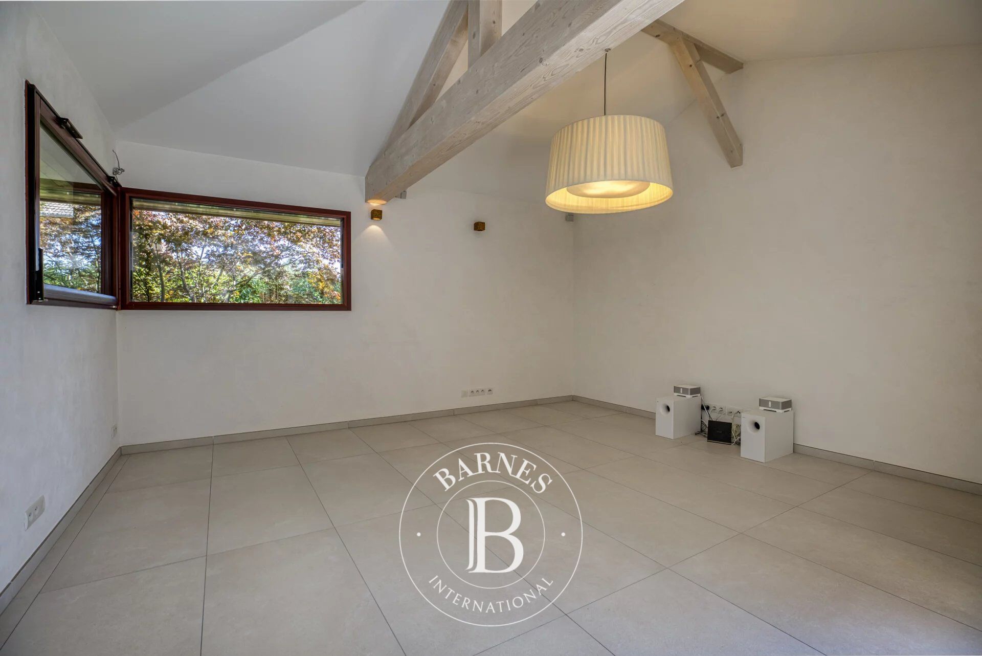 Ev Bonne - picture 19