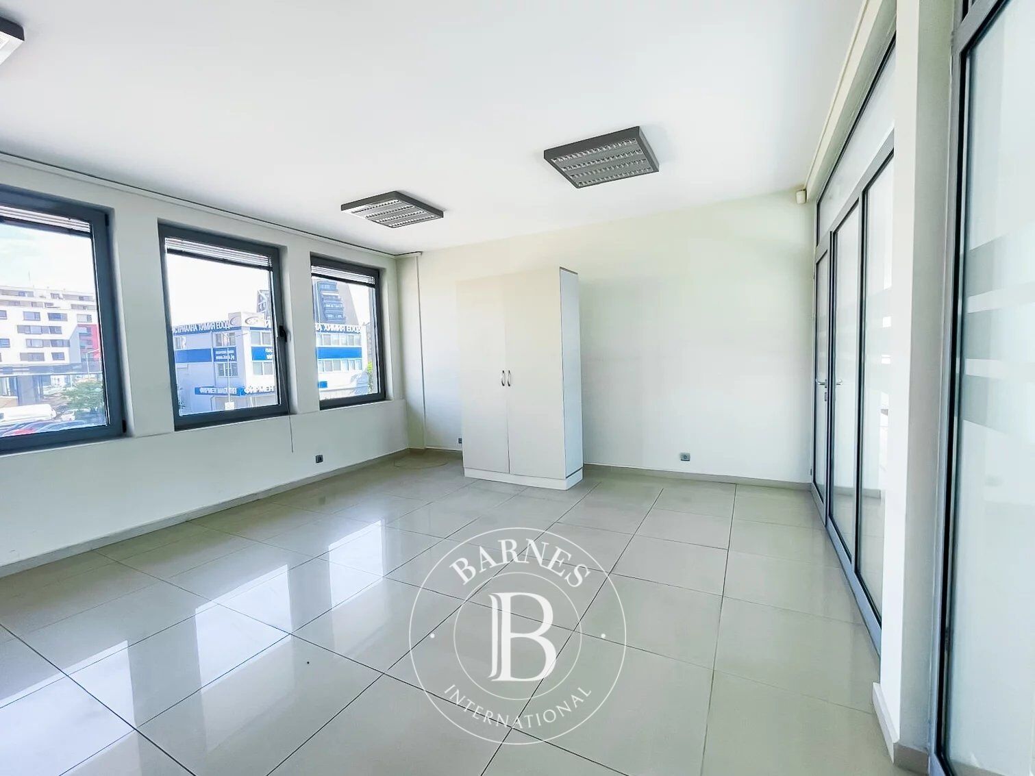 Alquiler, Oficina Sofia - picture 7