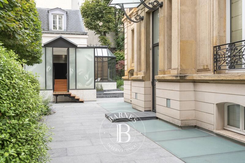 À vendre, Hôtel particulier Paris 16ème - picture 2