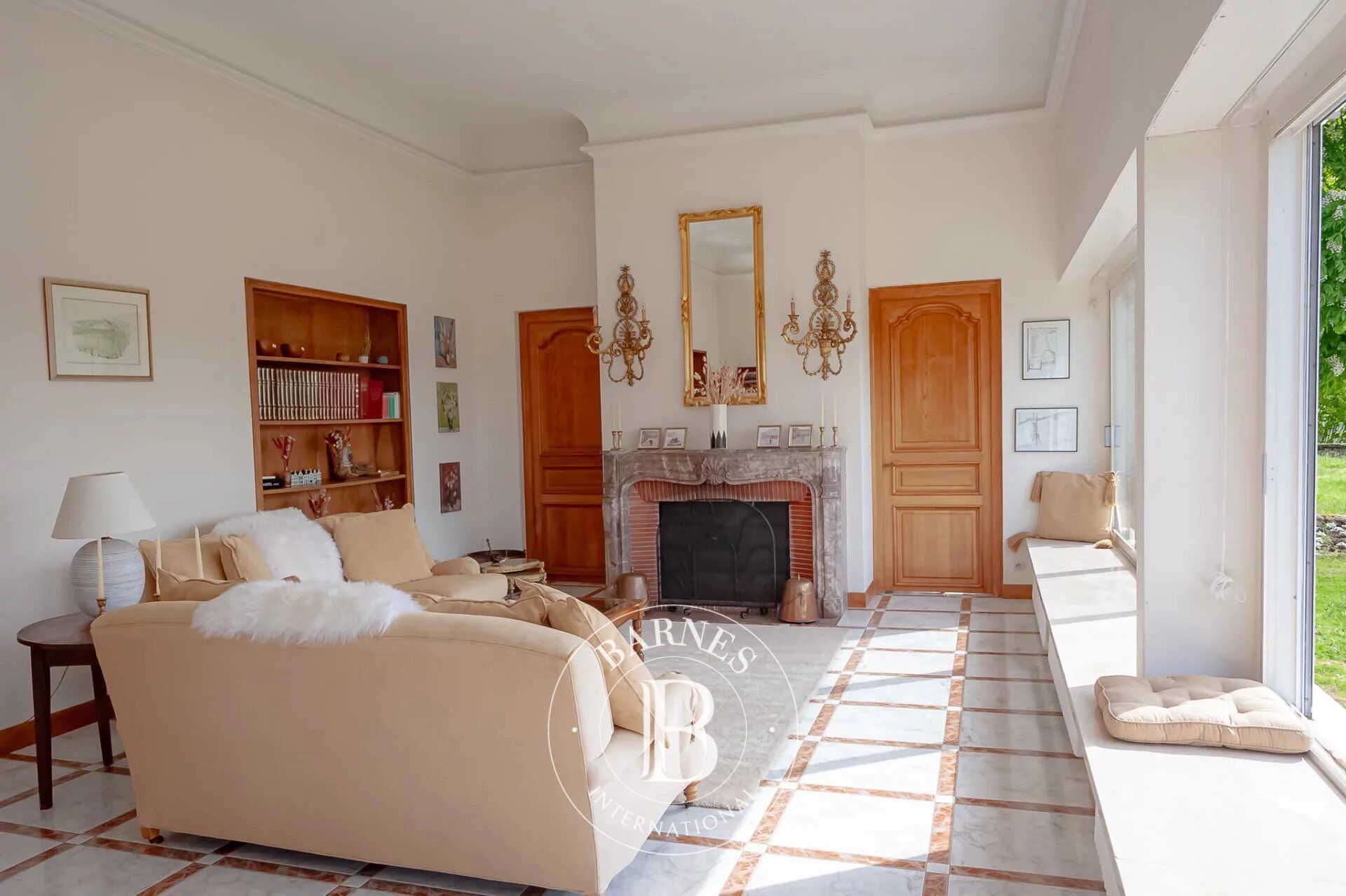 Casa Chambourcy - picture 3