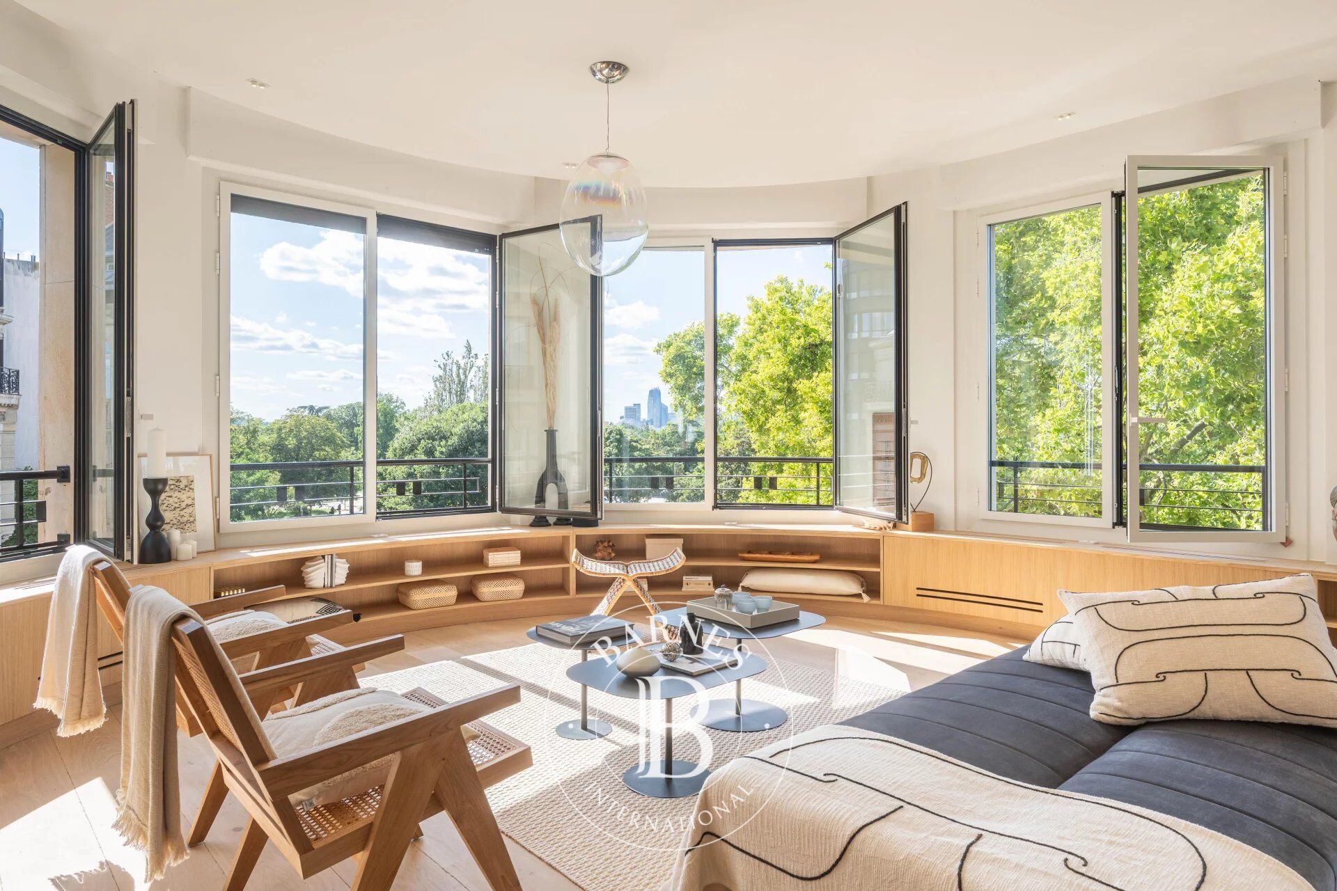 Paris16 - Foch - Appartement 3 chambres - Rénovation exceptionelle - picture 2