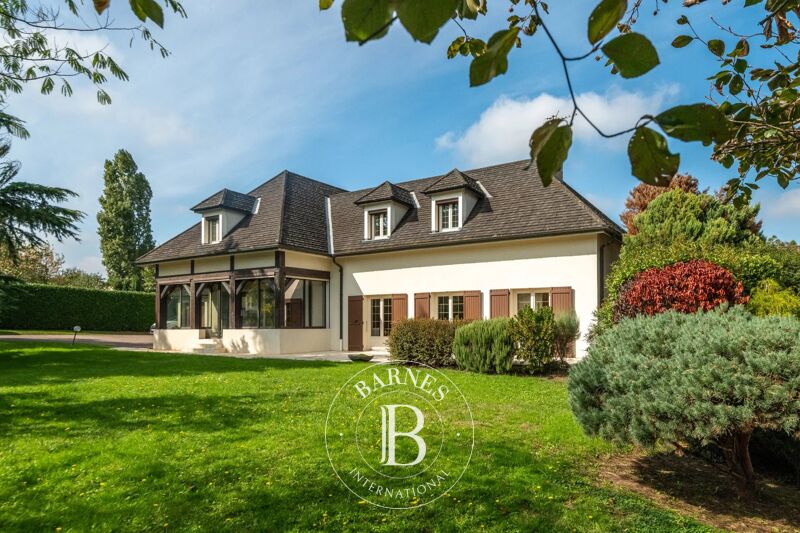 Haus Saint-Genis-les-Ollières