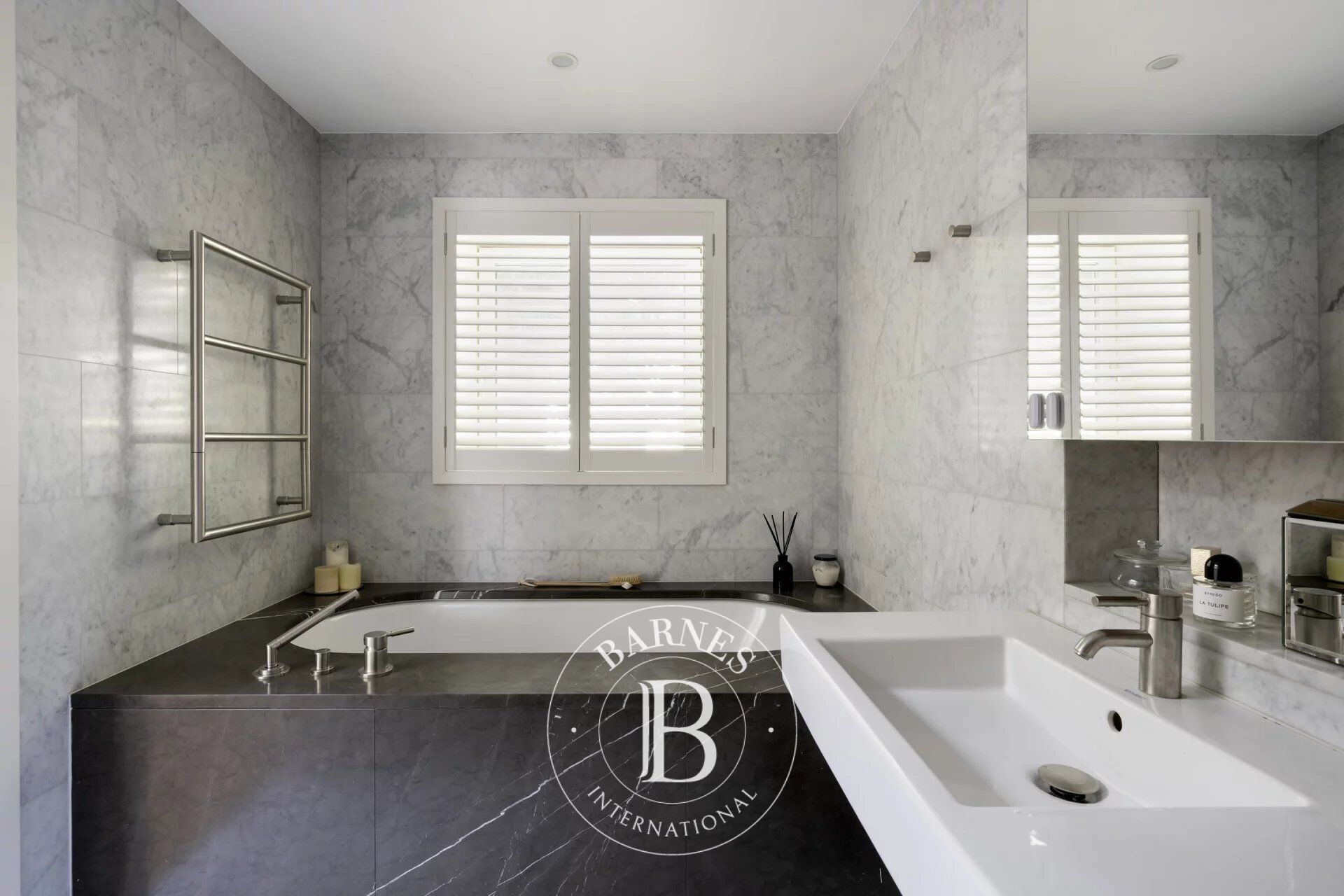 Ev London - picture 11