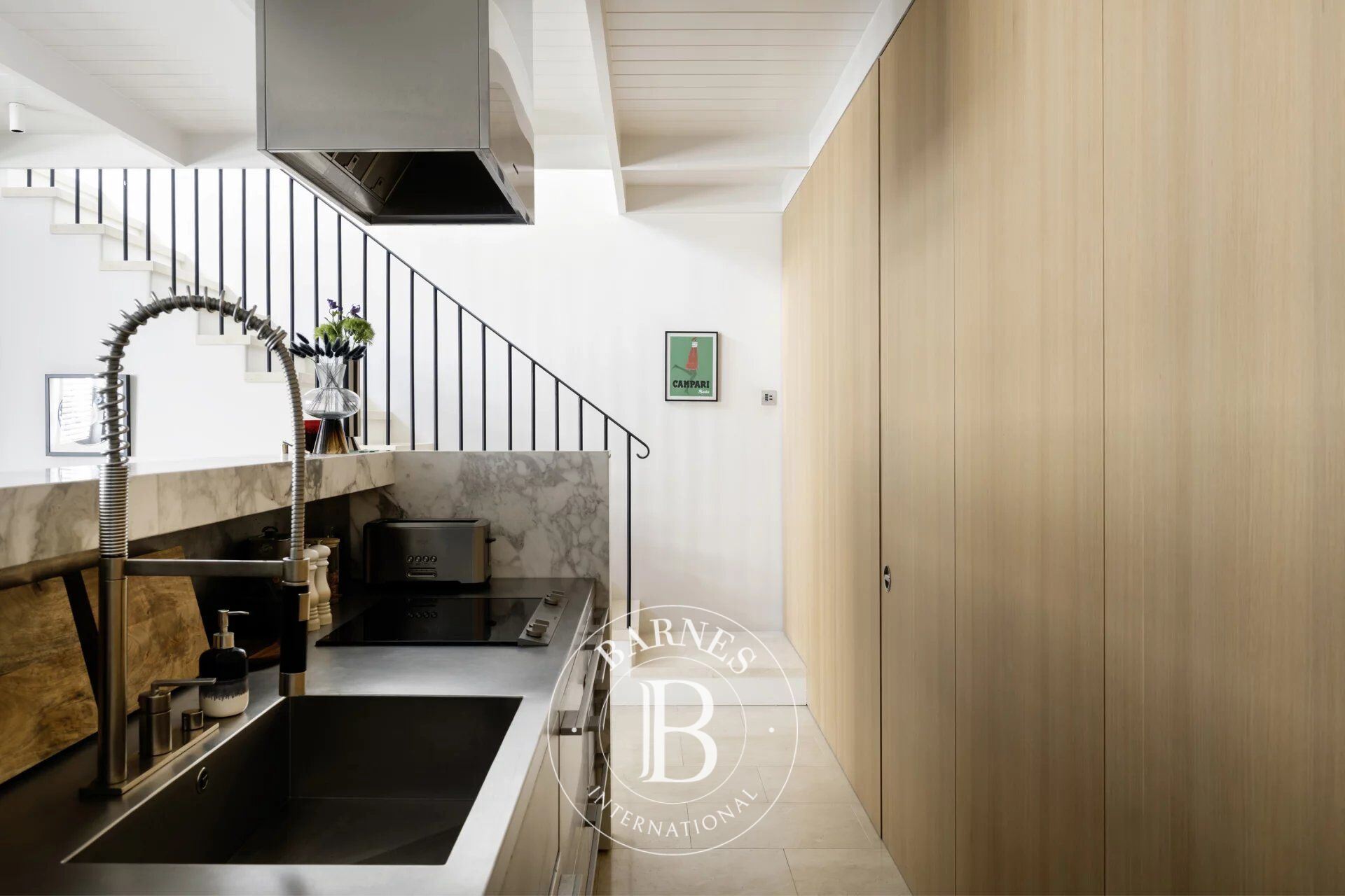 Ev London - picture 7