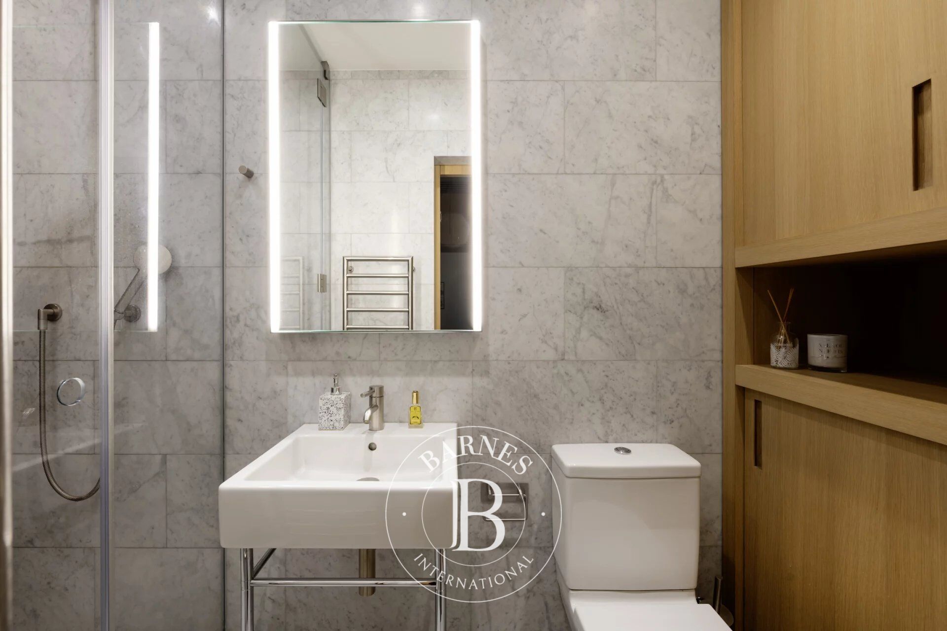 Ev London - picture 13