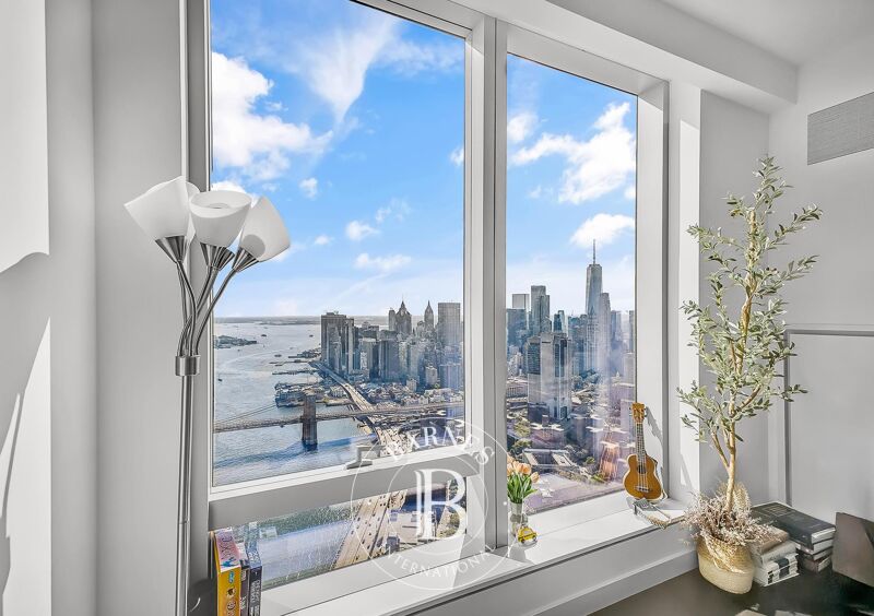 For Sale, Apartment New York - picture 2