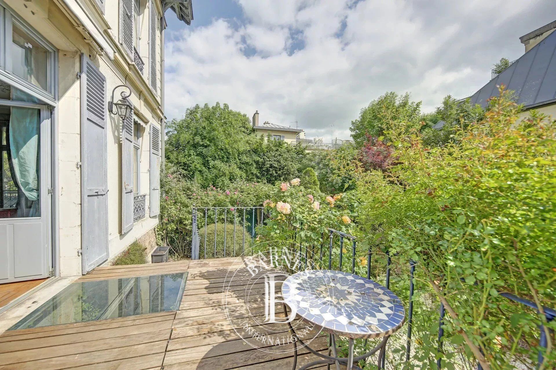 Piso Versailles - picture 1