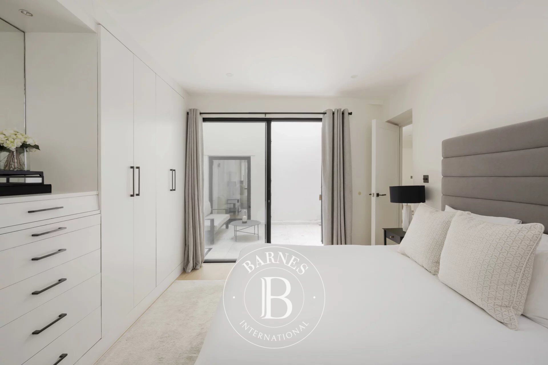 Daire London - picture 10