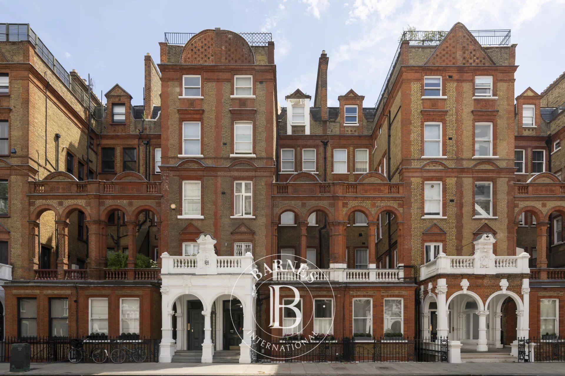 Daire London - picture 14