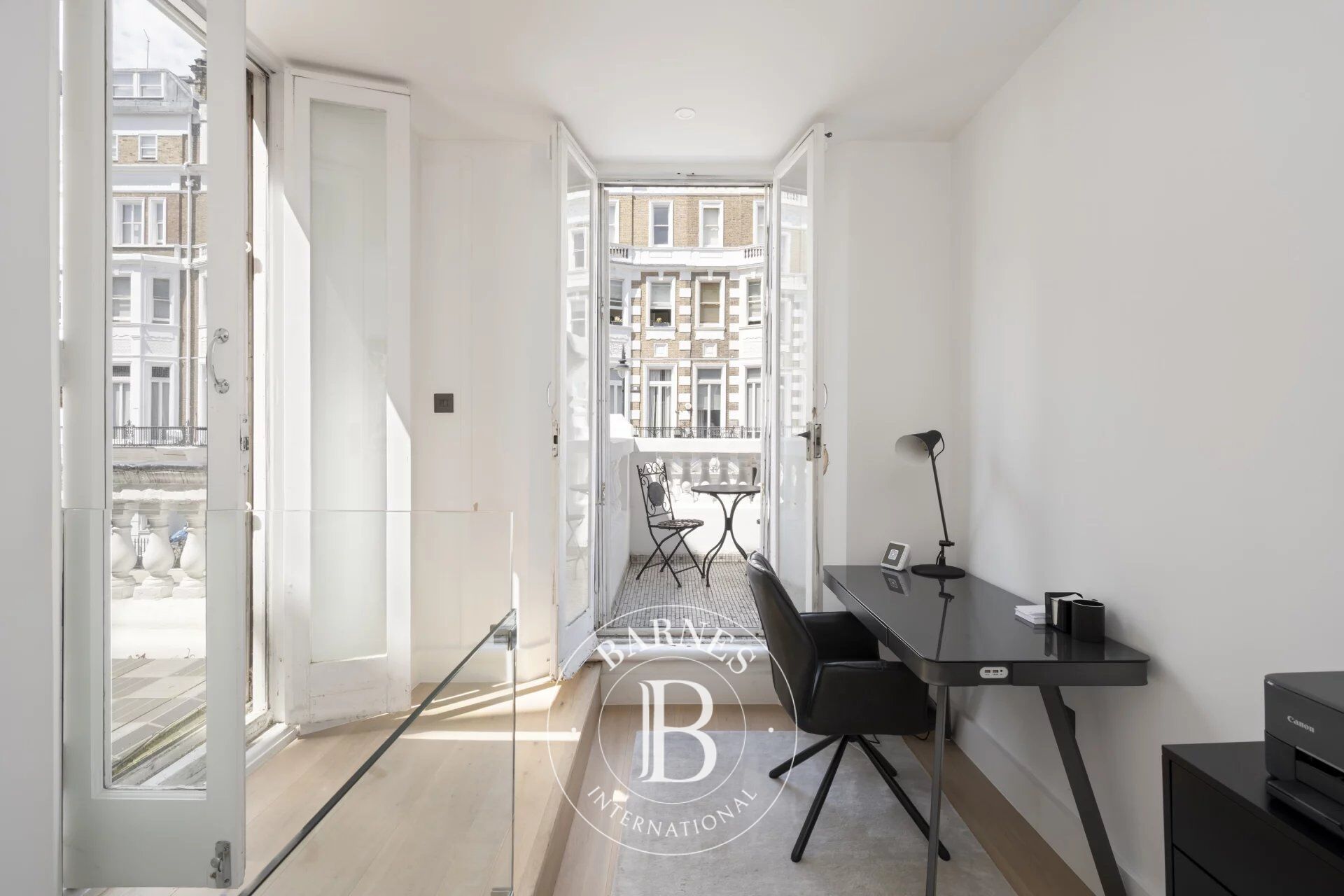 Daire London - picture 13