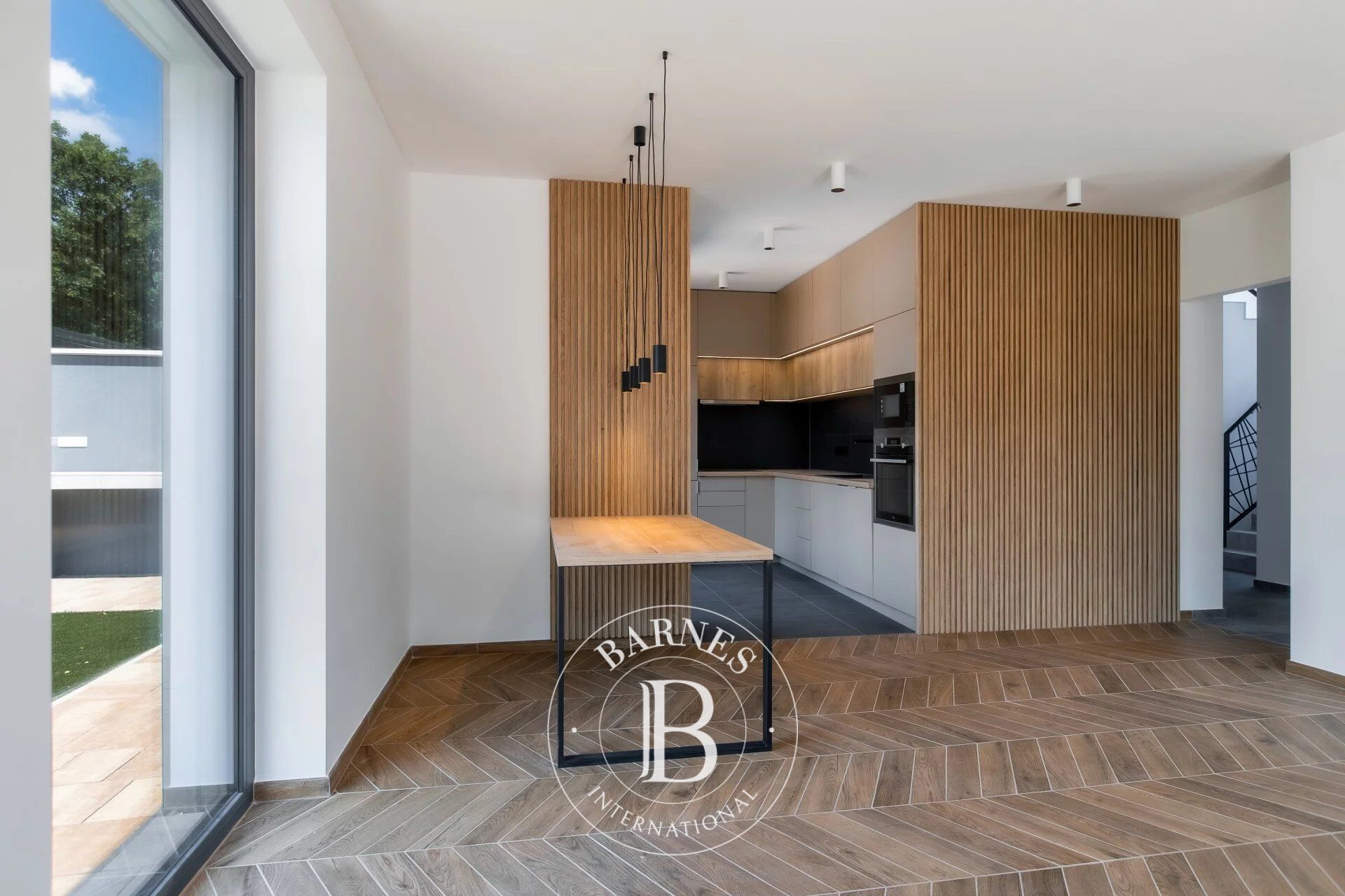 Semi-detached house in Balatonalmádi - picture 1