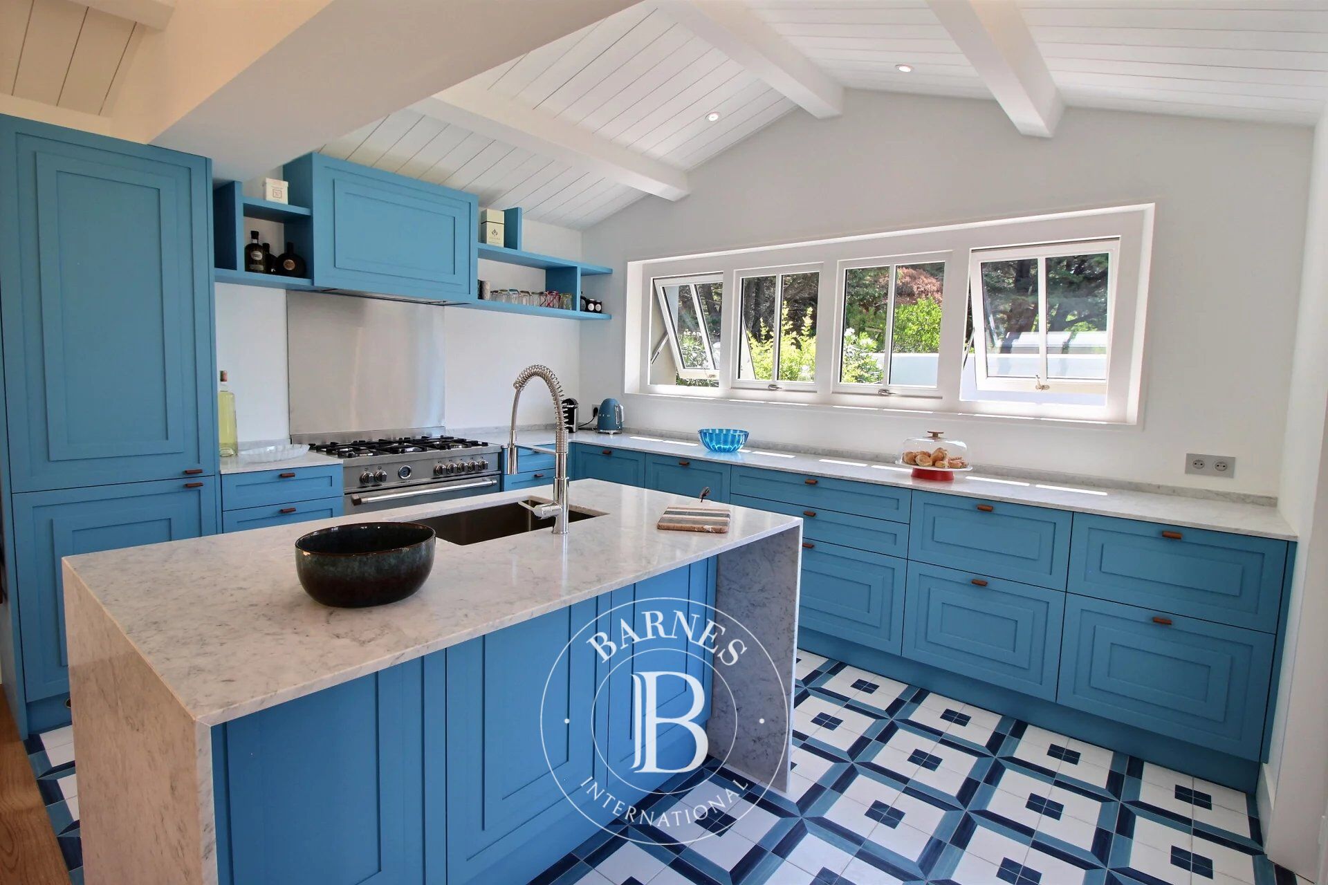 For Sale, House Le Bois-Plage-en-Ré - picture 6