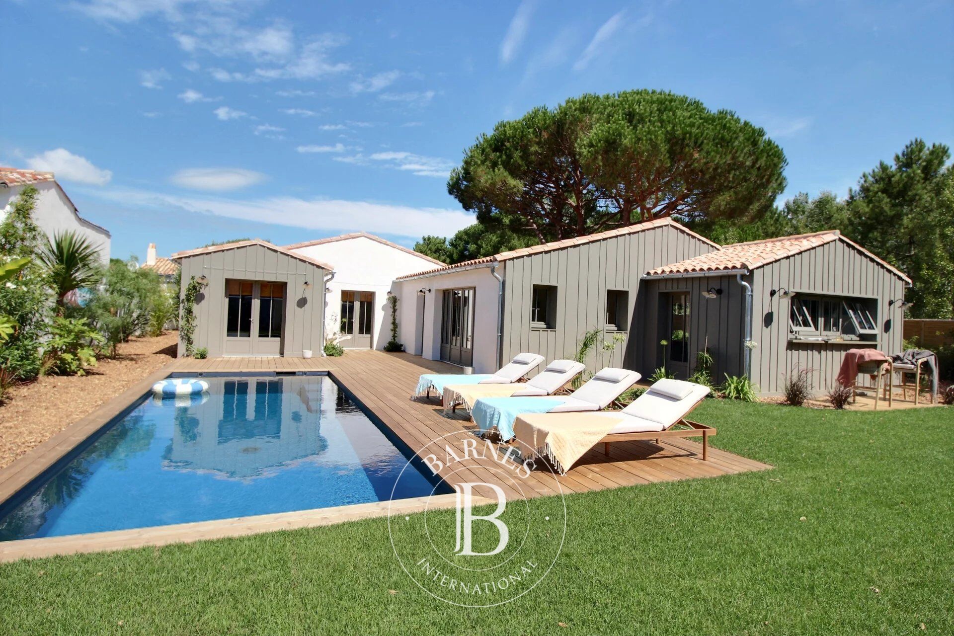 For Sale, House Le Bois-Plage-en-Ré - picture 3