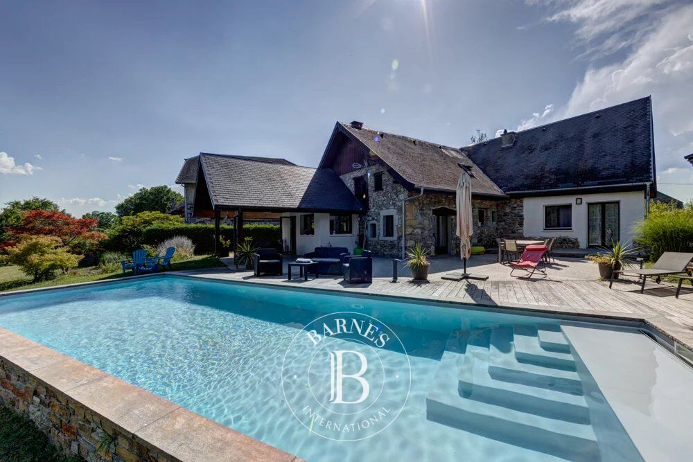 Casa Boussy - picture 1