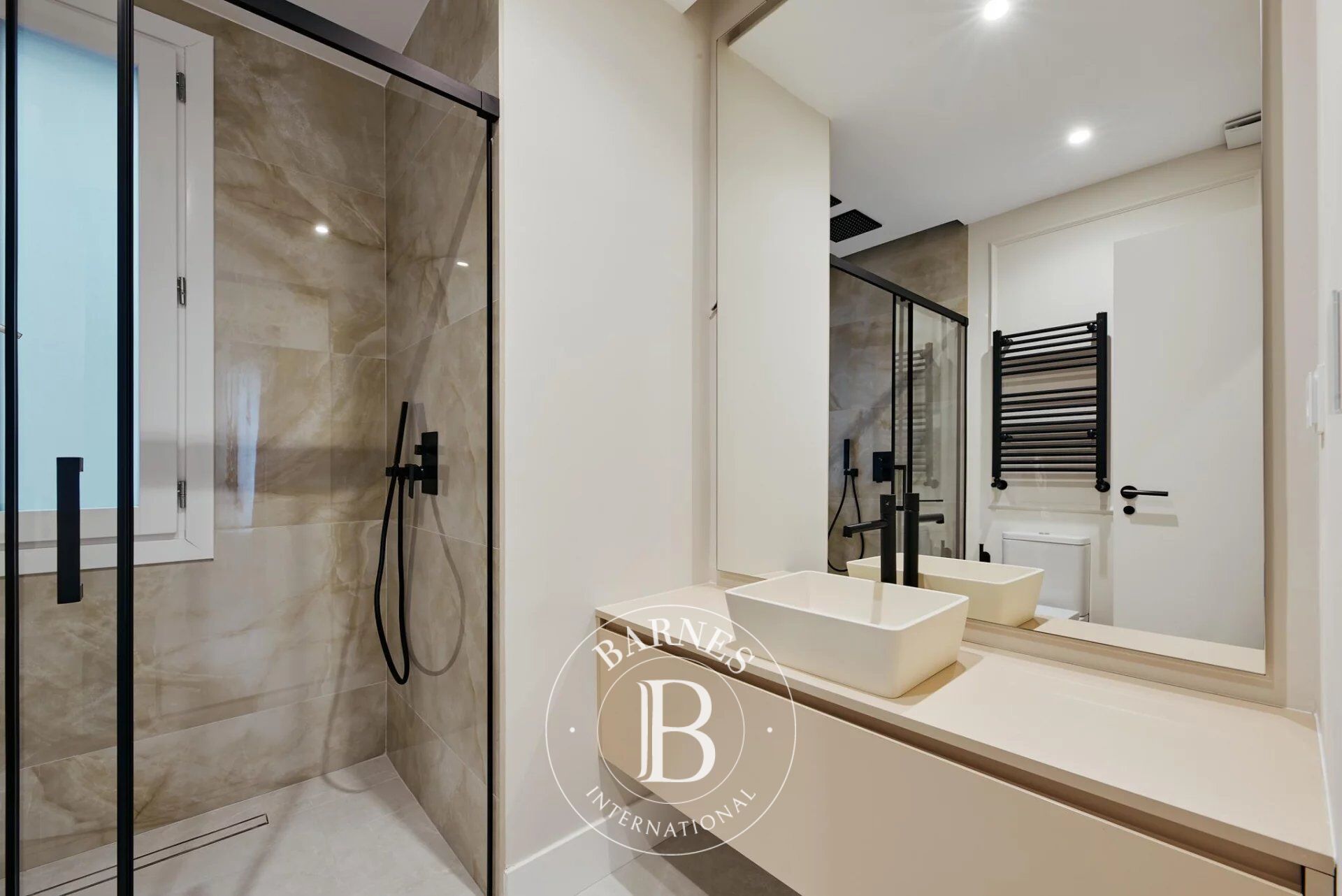 Daire Madrid - picture 12