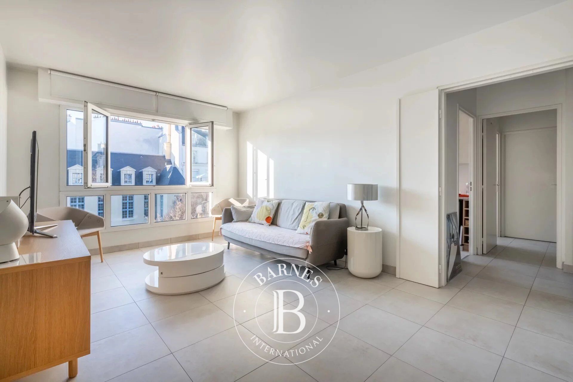 Apartment for sale - Paris 3 - Marais - 1-bed - unobstructed view with no overlook - peace and quiet - lift - parking in option - picture 2