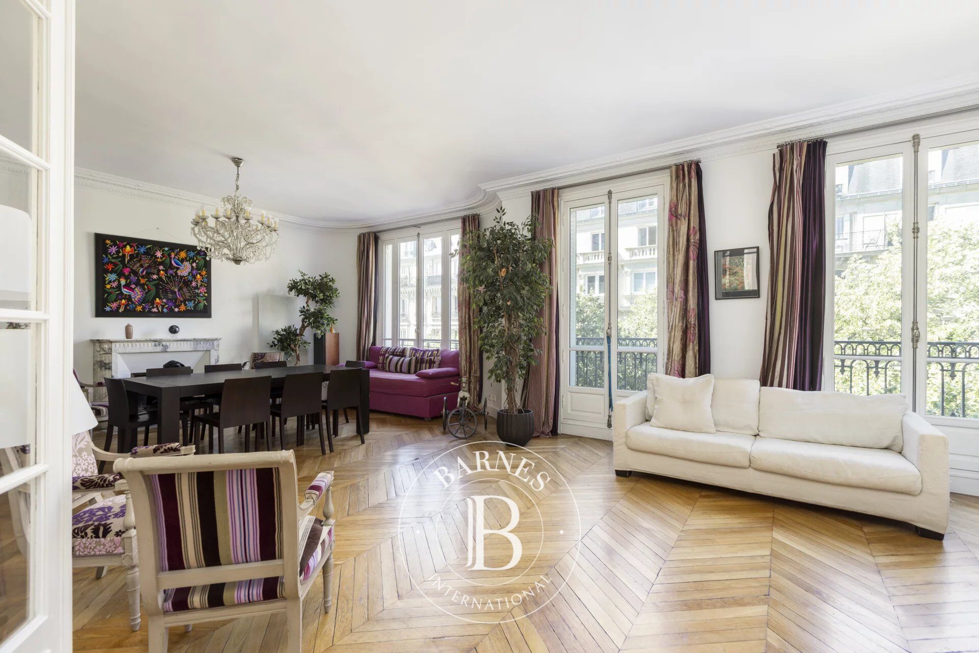 Paris 7 - Suffren/Champ de Mars - Etage élevé - Soleil - 2/3 chambres - picture 1