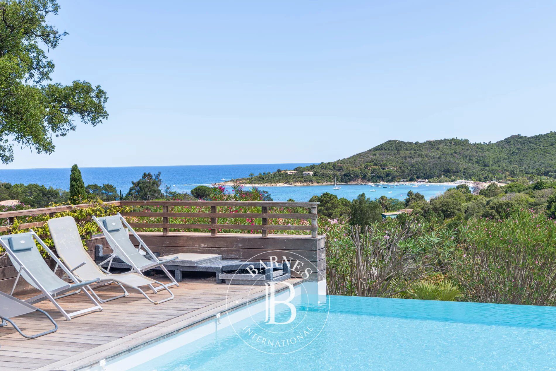 Villa Sari-Solenzara - picture 1