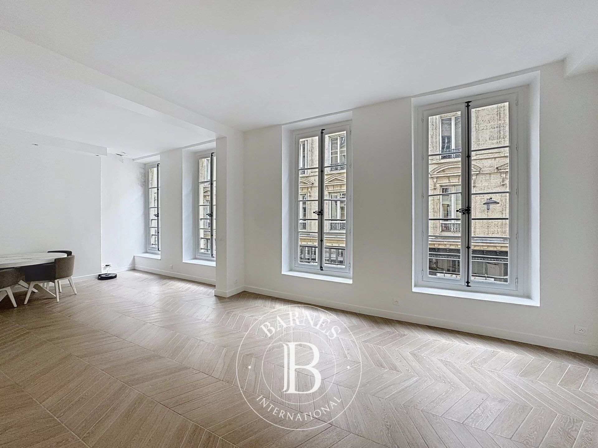 The BARNES rental department is presenting this property: - picture 1