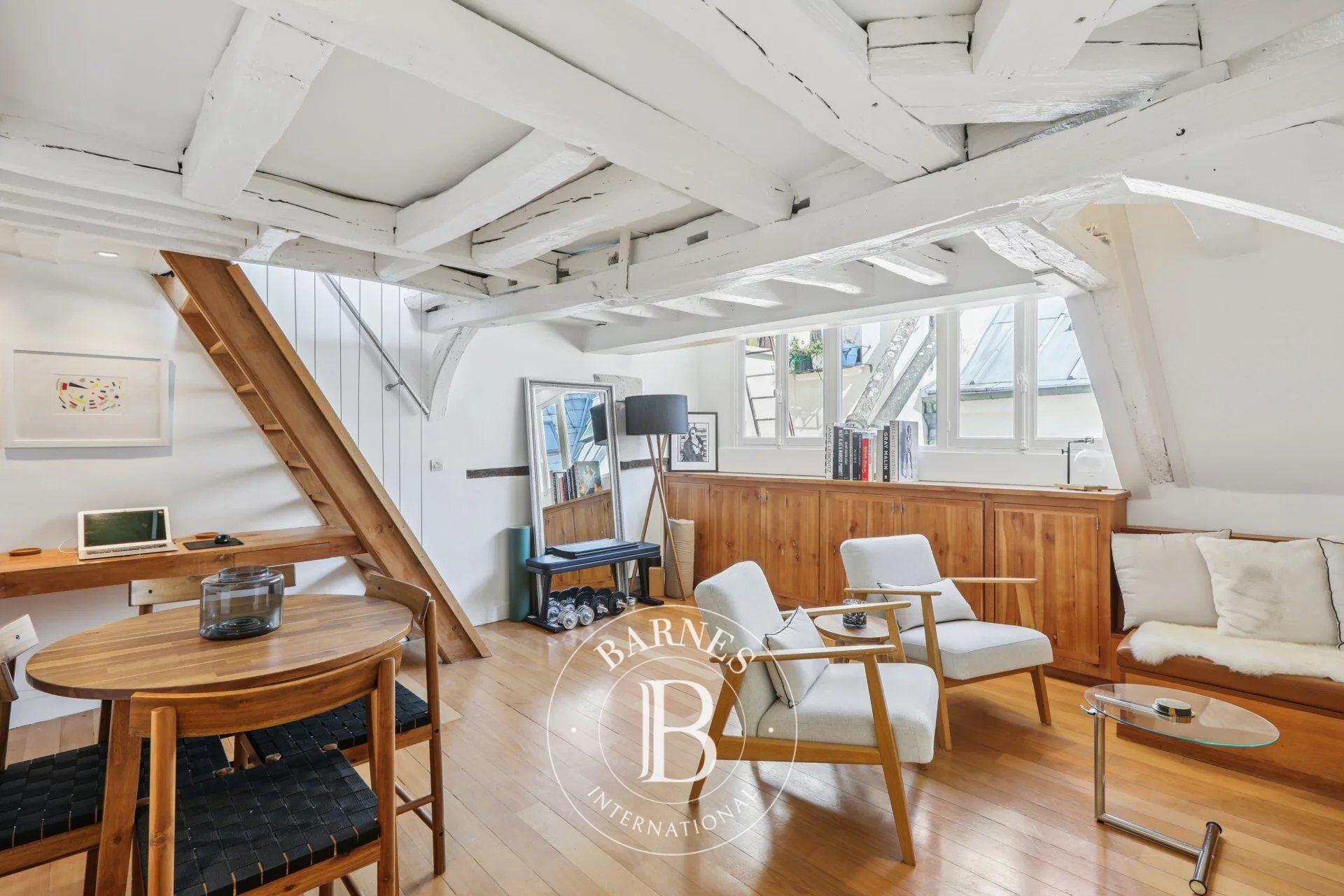 Paris 6 - Dernier étage - Lumineux - picture 3