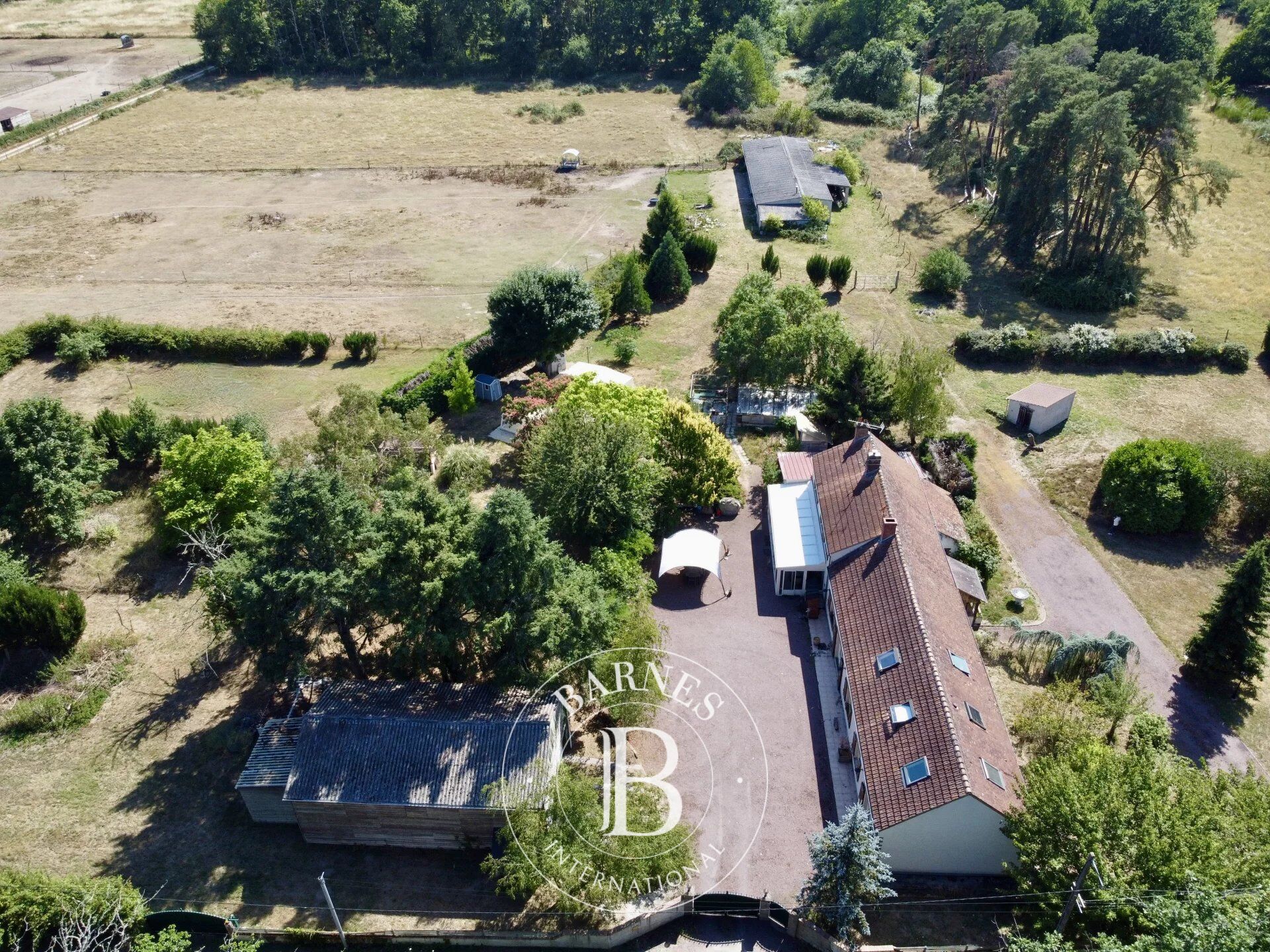 Centro equestre Bray-Saint-Aignan - picture 1